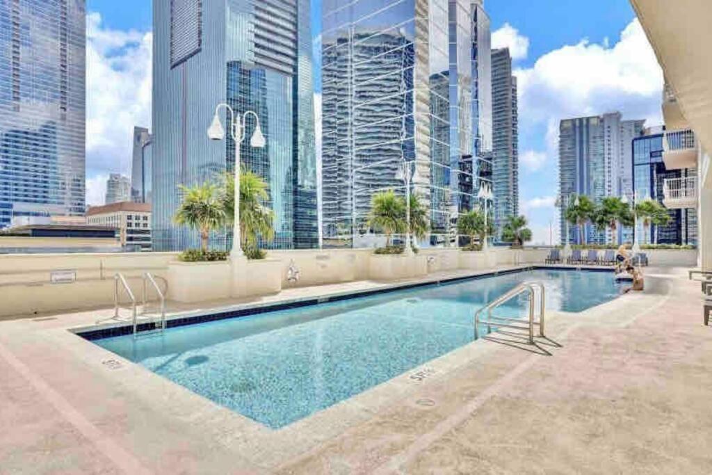 Spacious 1Bedroom Unit Brickell-Free Parking