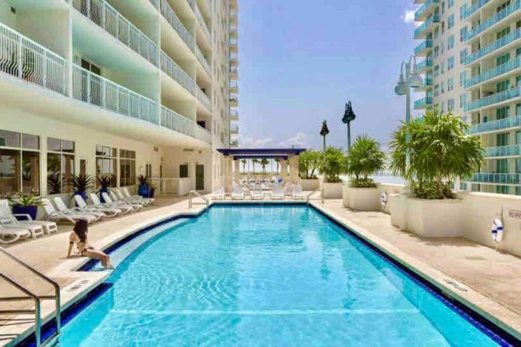 Spacious 1Bedroom Unit Brickell-Free Parking