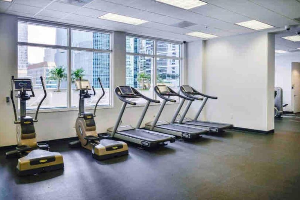 Spacious 1Bedroom Unit Brickell-Free Parking