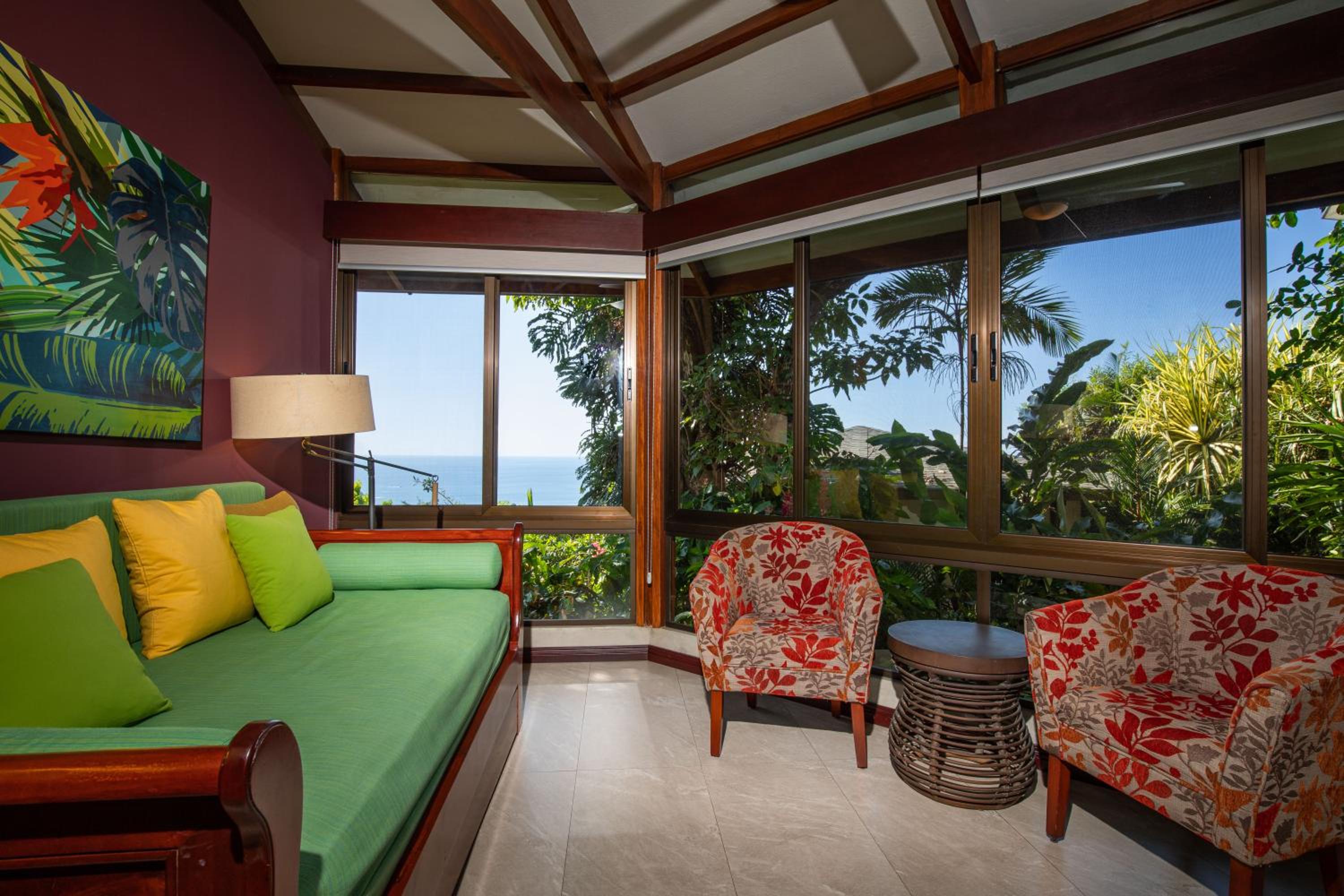 Tulemar Resort