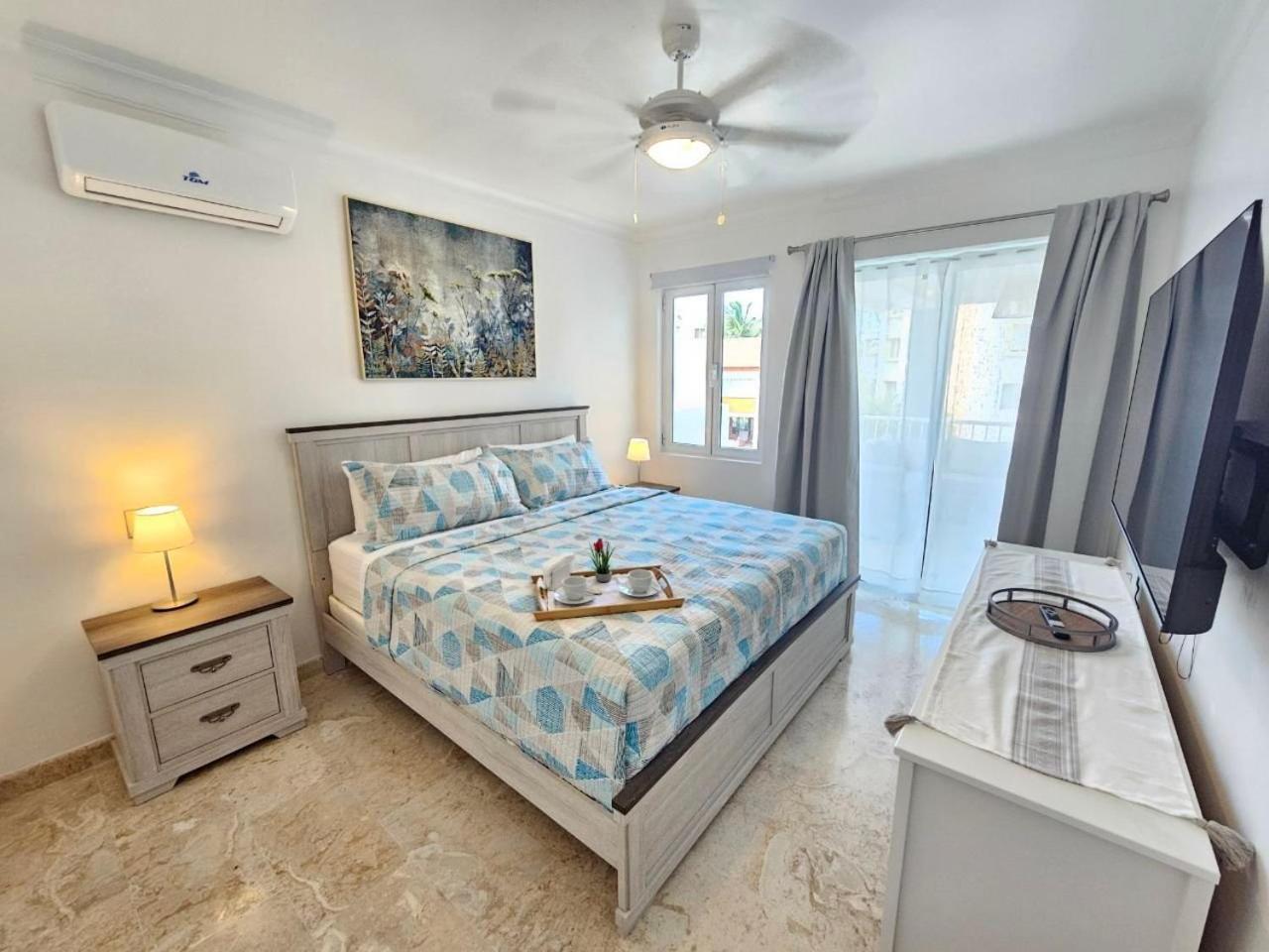 Playa Turquesa 3BR • BBQ • Oceanfront Stay