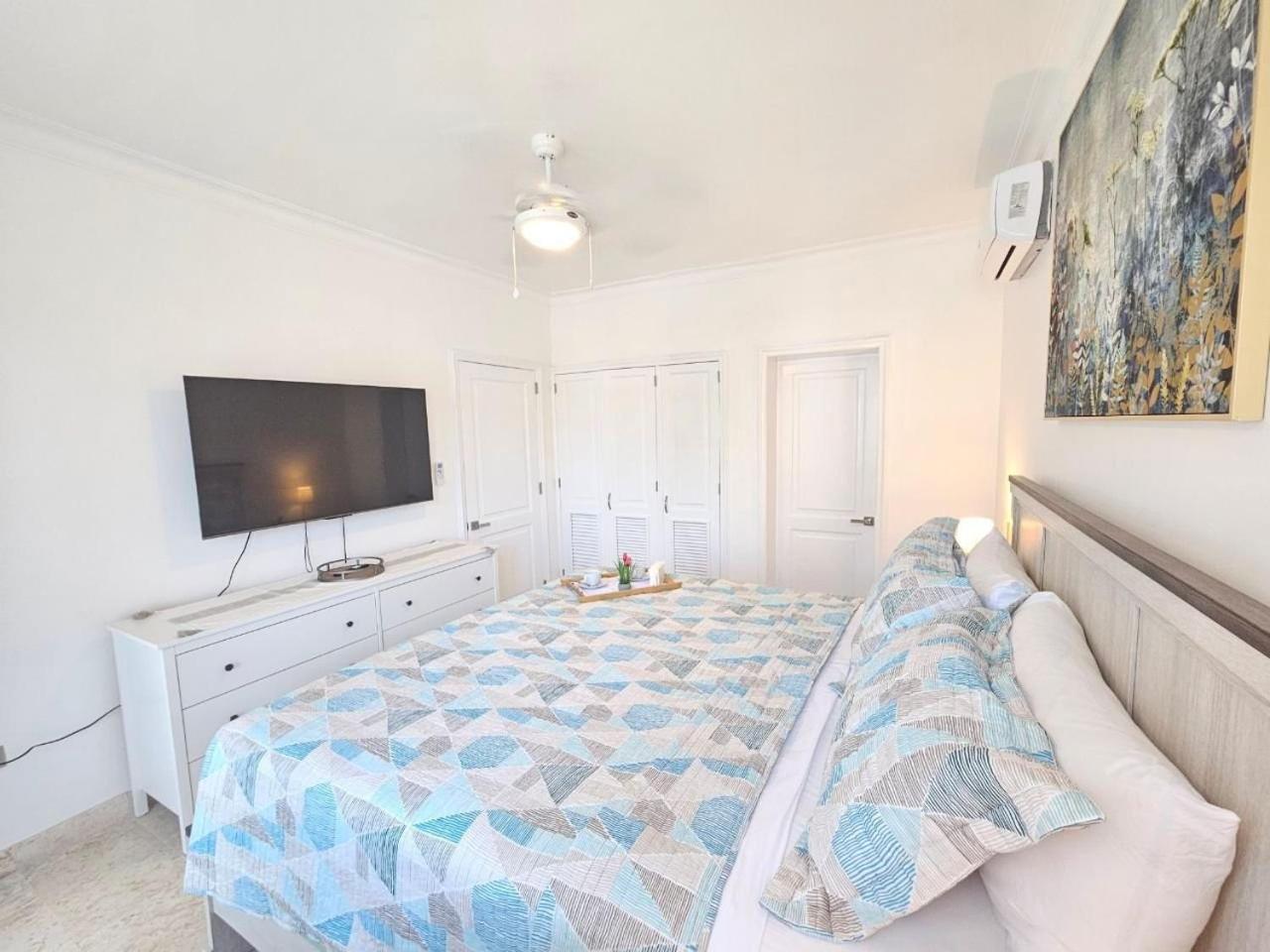 Playa Turquesa 3BR • BBQ • Oceanfront Stay
