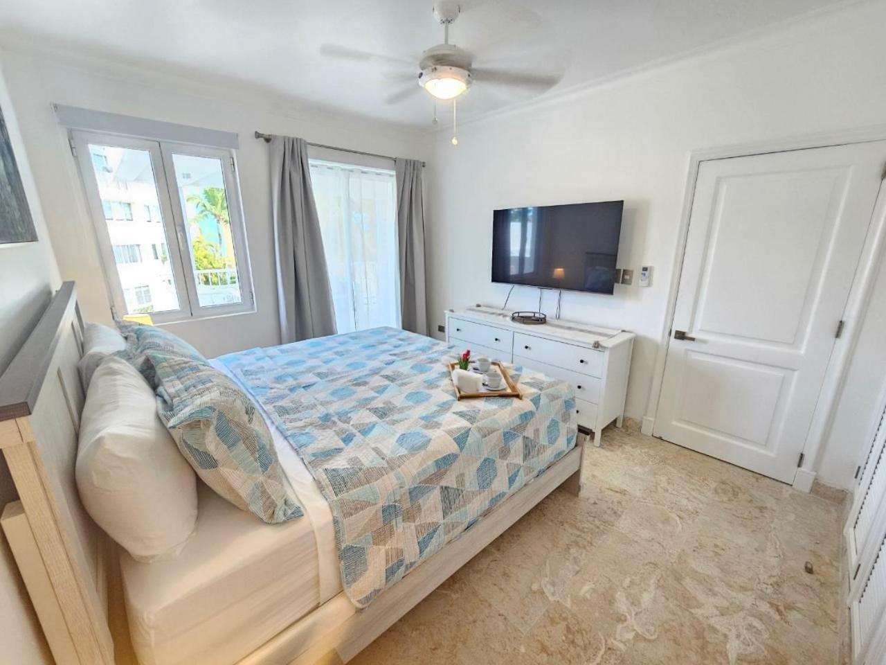 Playa Turquesa 3BR • BBQ • Oceanfront Stay