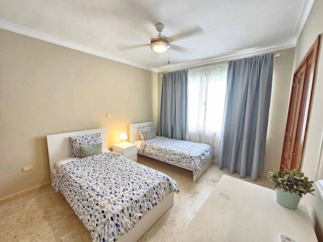 Playa Turquesa 3BR • BBQ • Oceanfront Stay