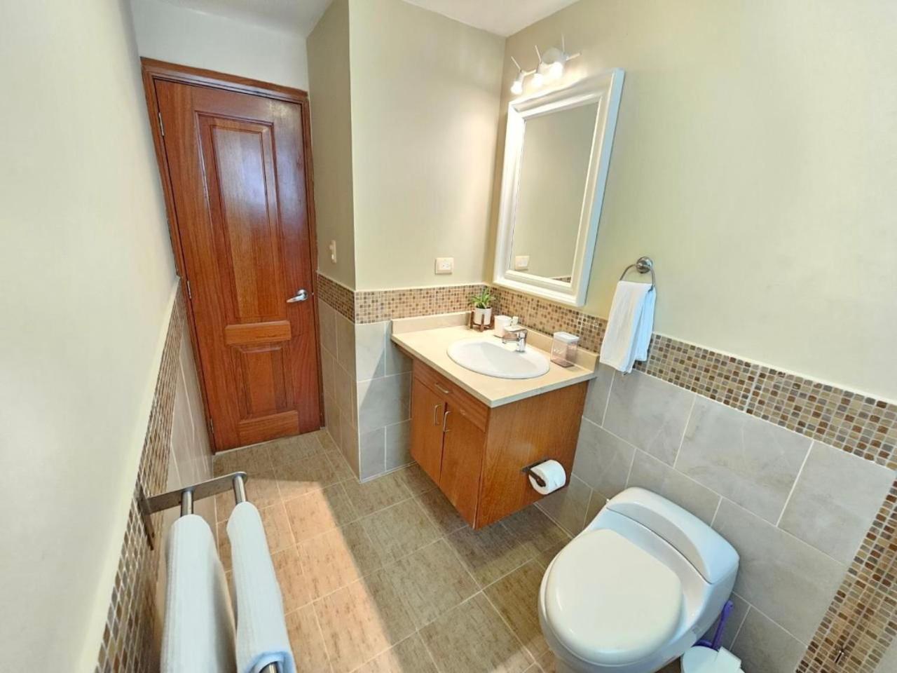 Playa Turquesa 3BR • BBQ • Oceanfront Stay