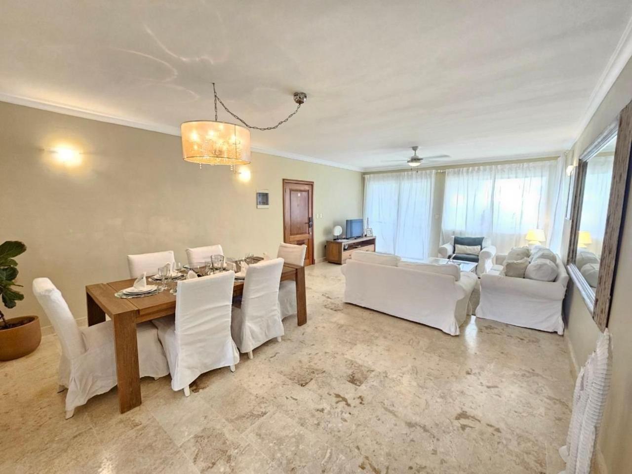 Playa Turquesa 3BR • BBQ • Oceanfront Stay