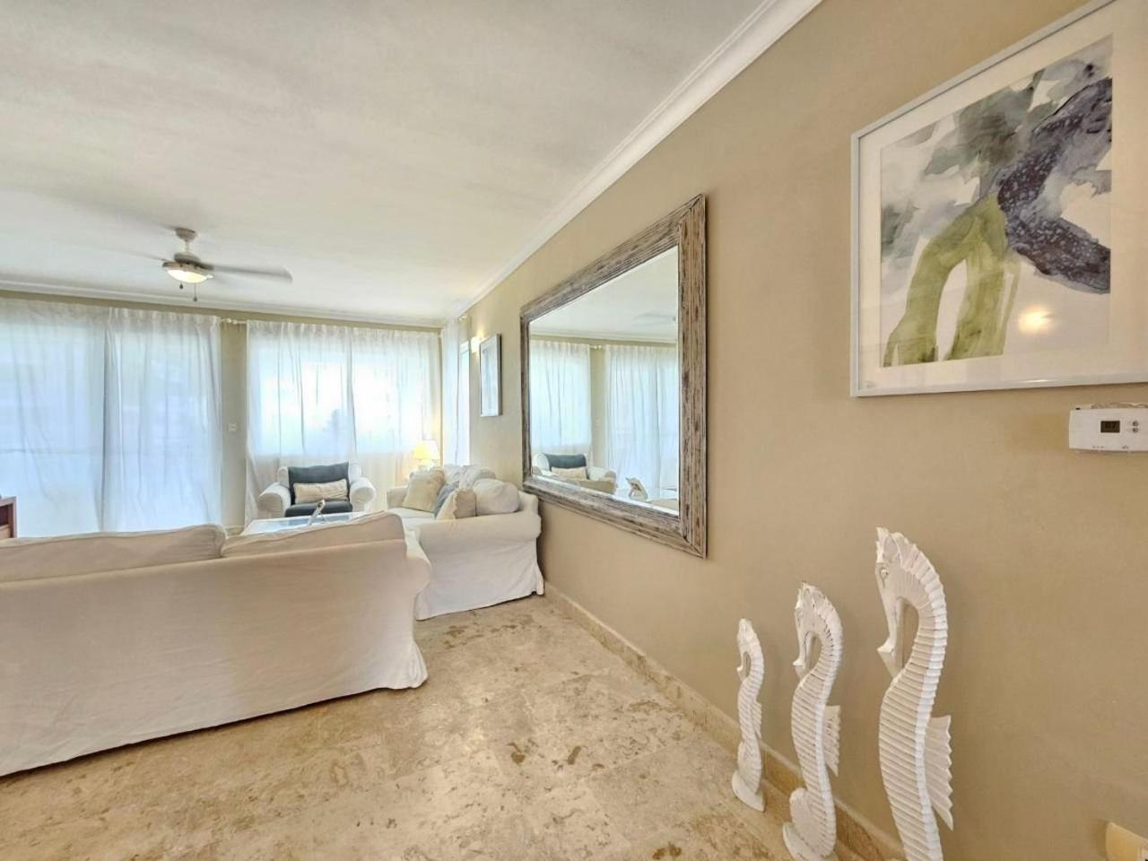 Playa Turquesa 3BR • BBQ • Oceanfront Stay