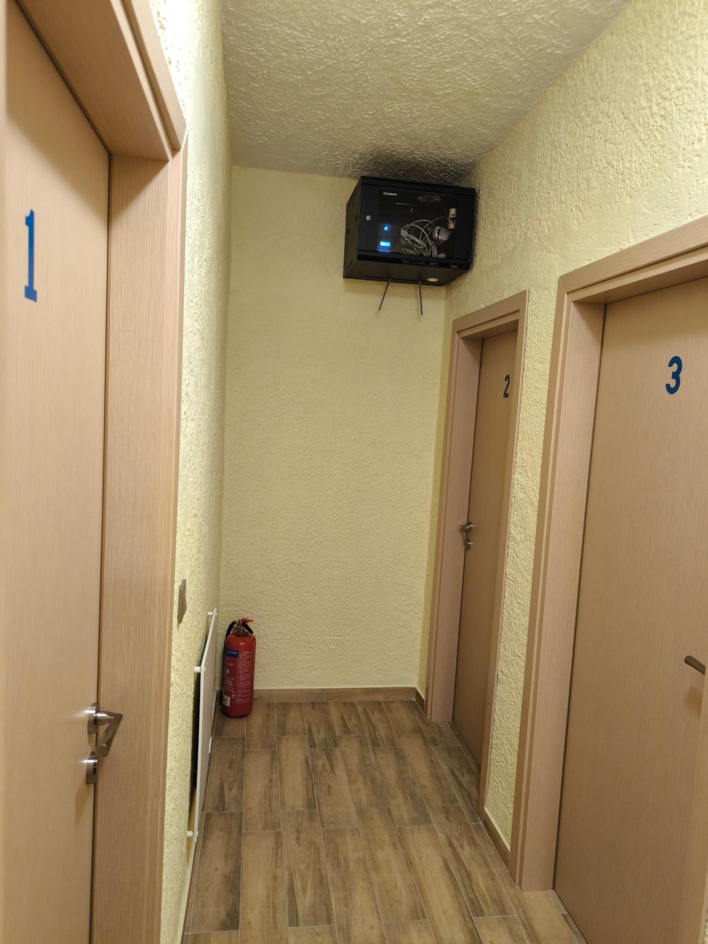 Photo 32