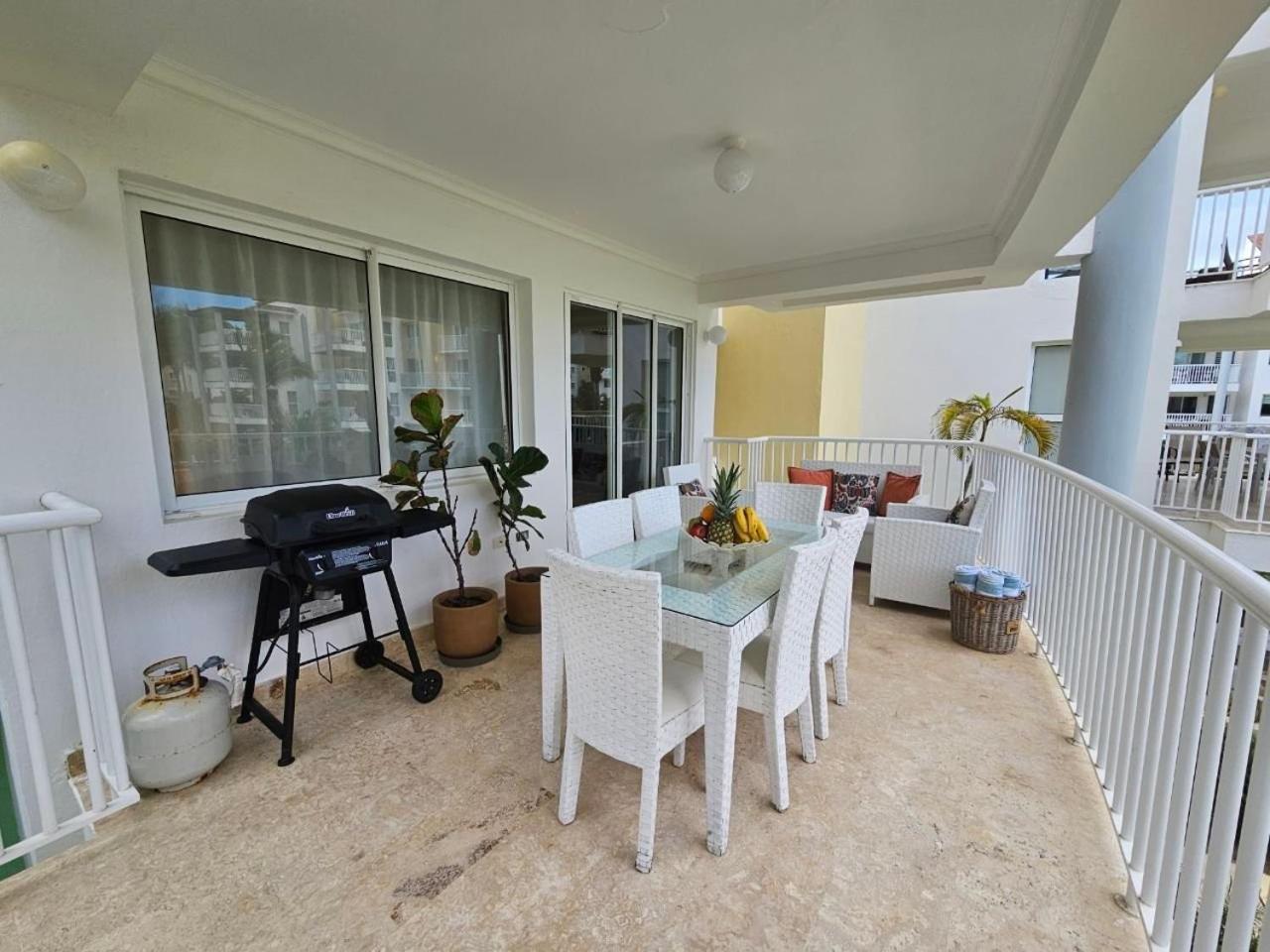 Playa Turquesa 3BR • BBQ • Oceanfront Stay