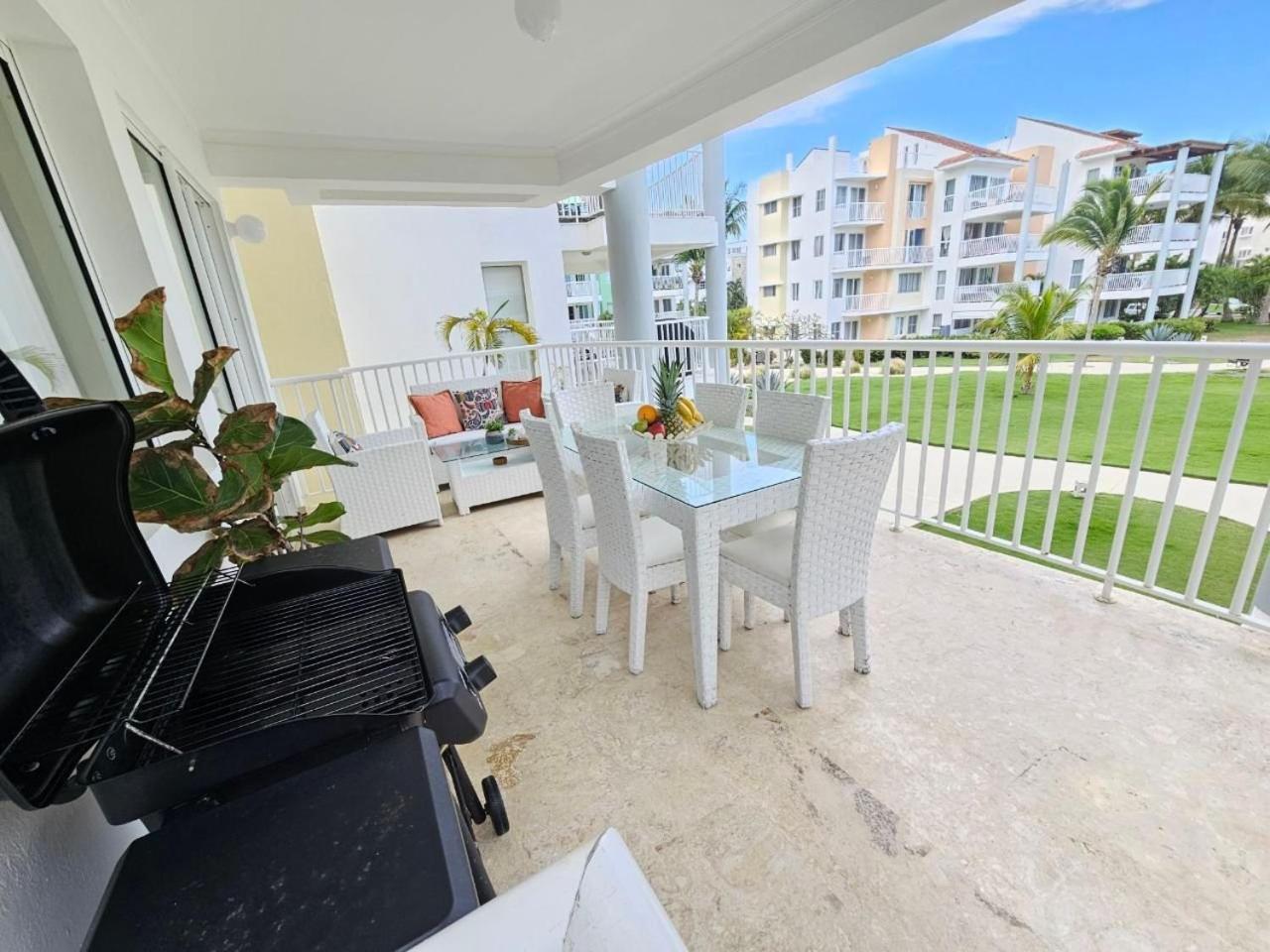 Playa Turquesa 3BR • BBQ • Oceanfront Stay