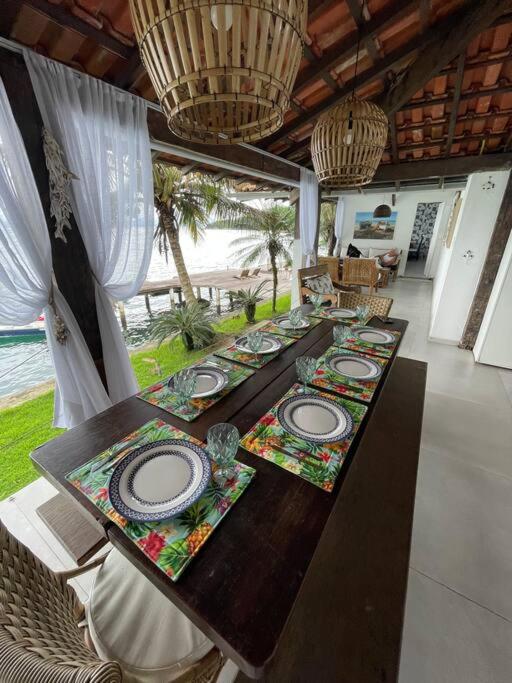 Casa de veraneio com deck em Passa Terra, Ilha Grande