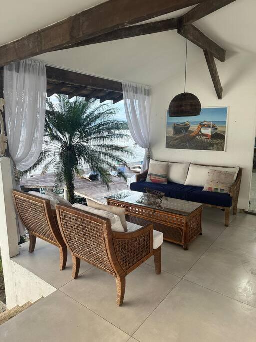 Casa de veraneio com deck em Passa Terra, Ilha Grande