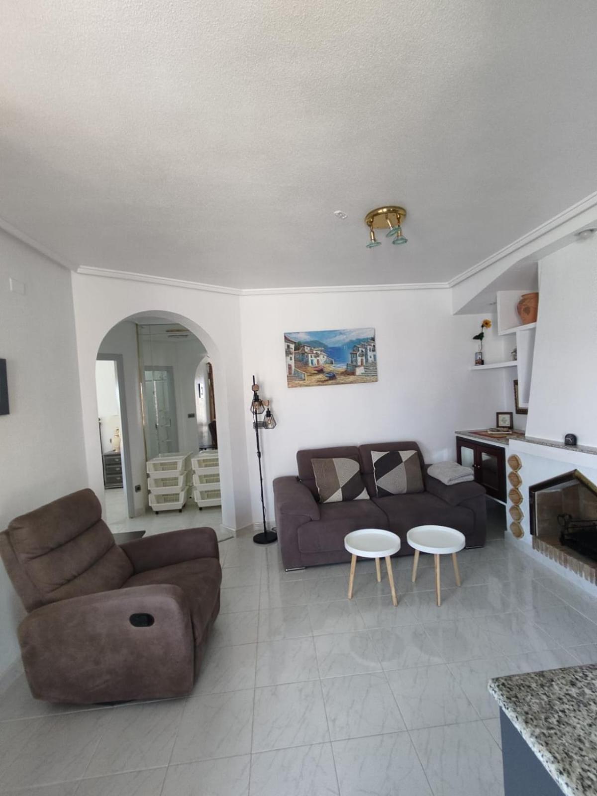 Schönes ruhiges Rooftop Apartment mit großer Dachterrasse