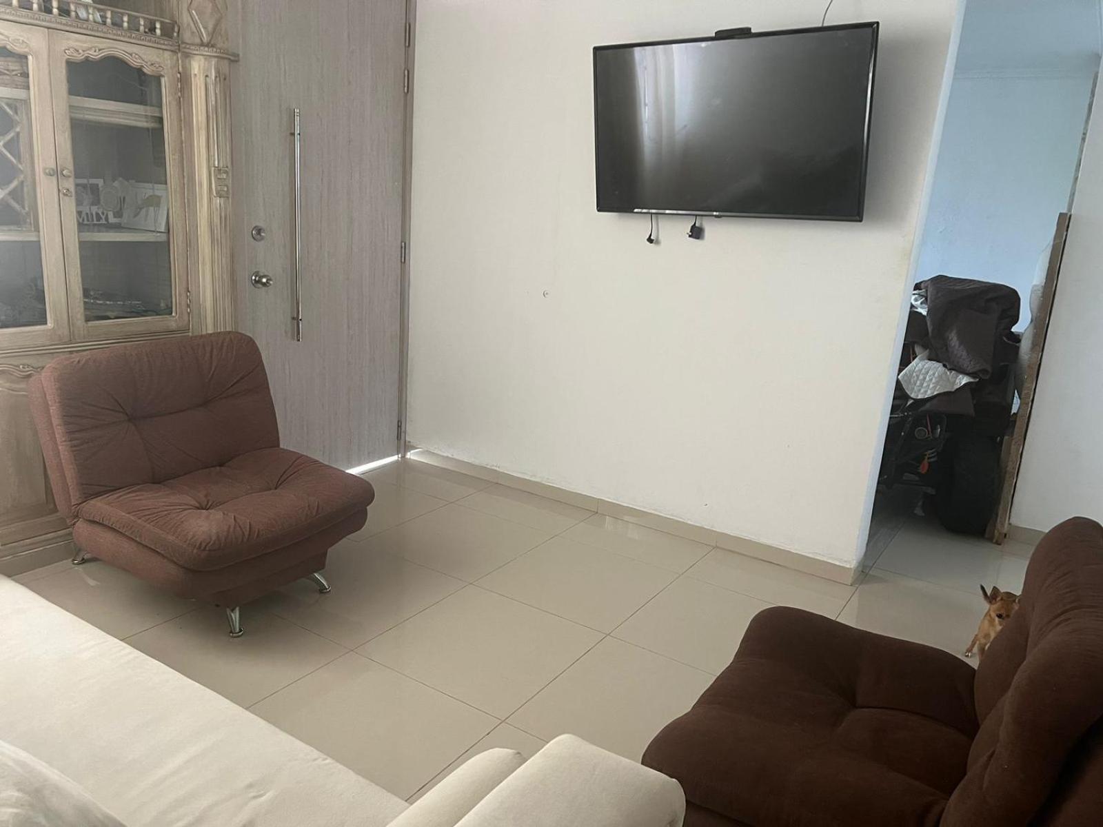 APARTAMENTO CLIMATIZADO 12 PERSONAS - 3 HABITACIONES EXCELENTE UBICACION- MINIMO 3 NOCHES