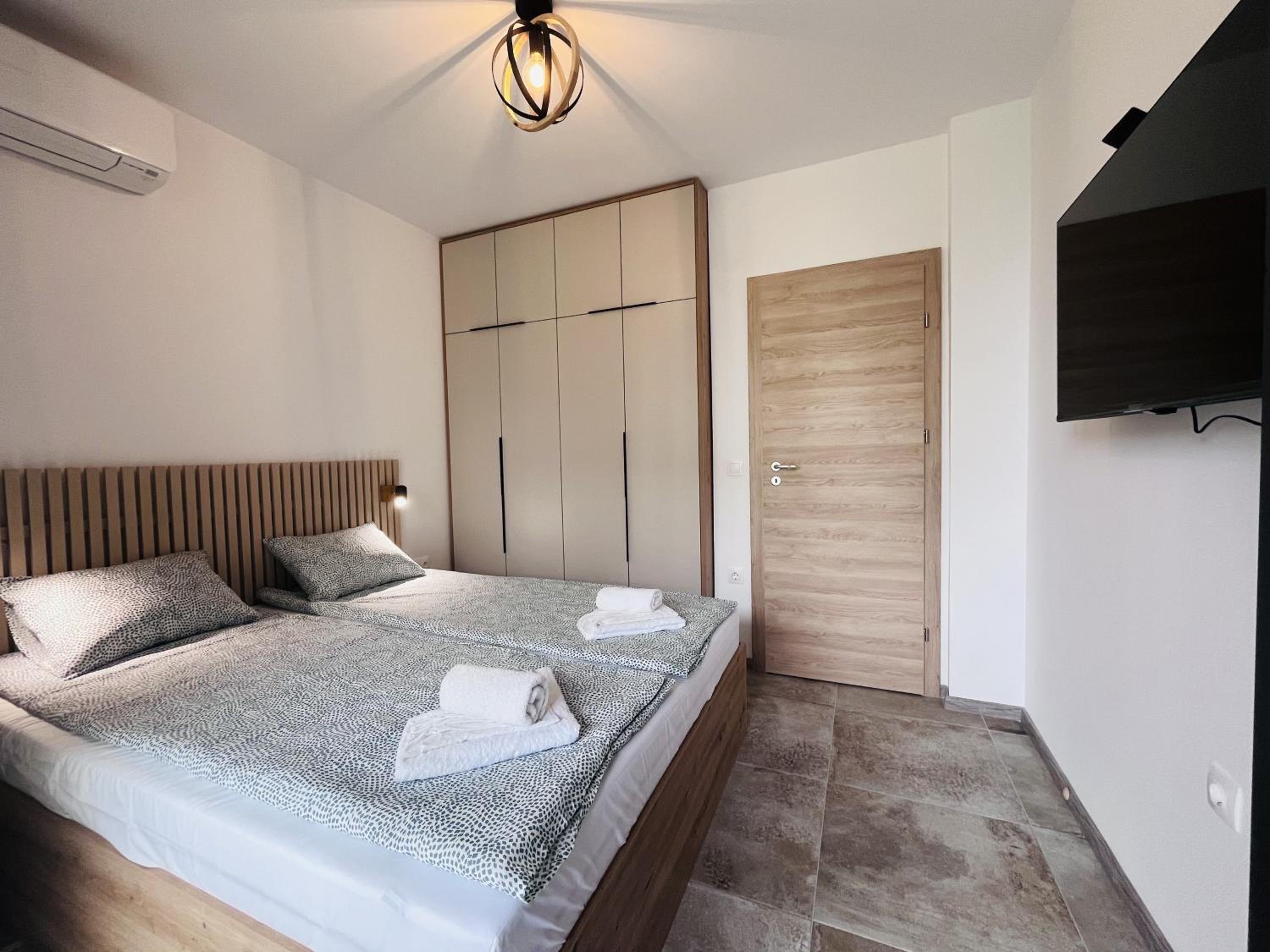 EXCLUSIVE St Constantine Suites