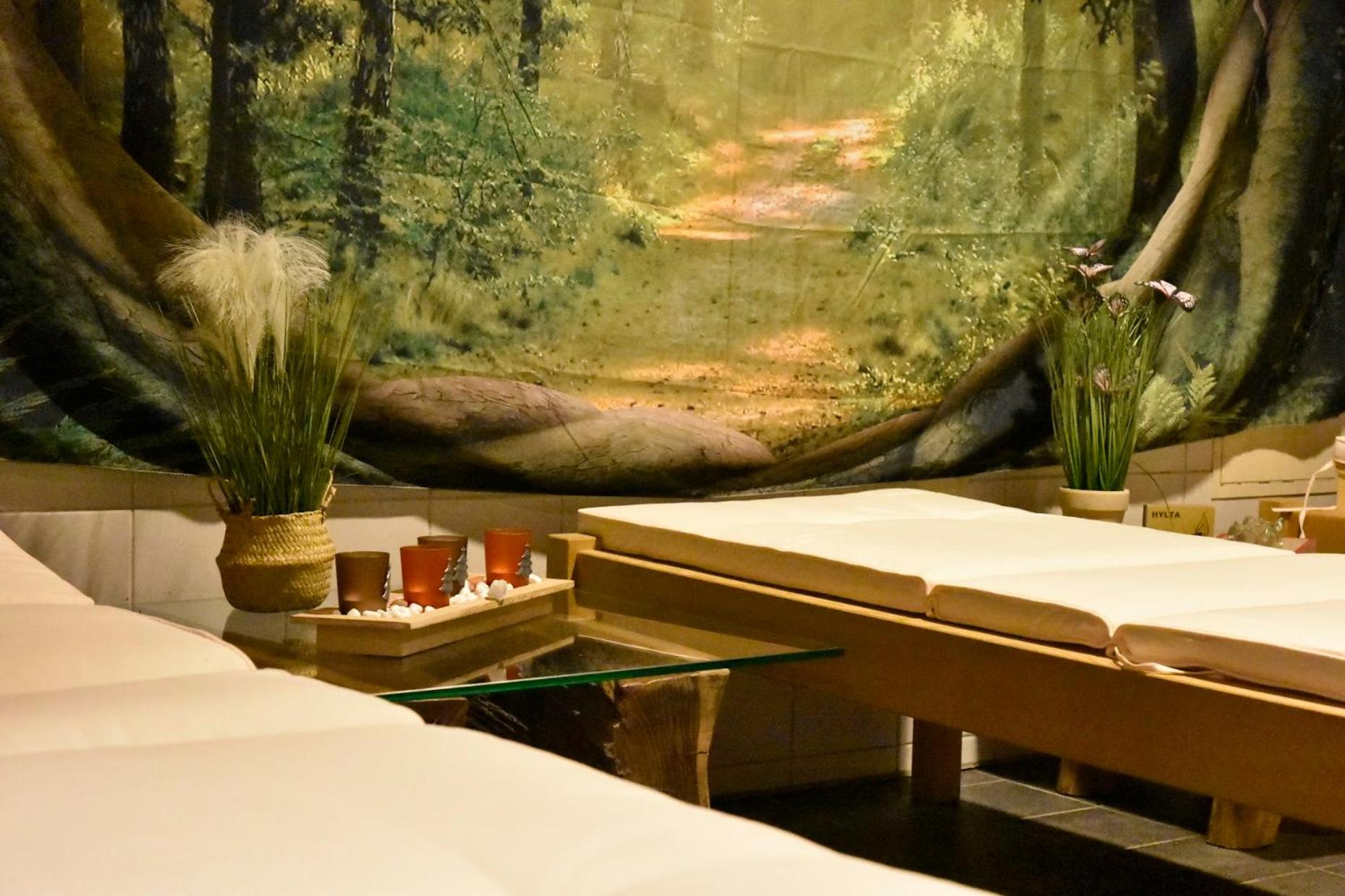 ELAfora Studio