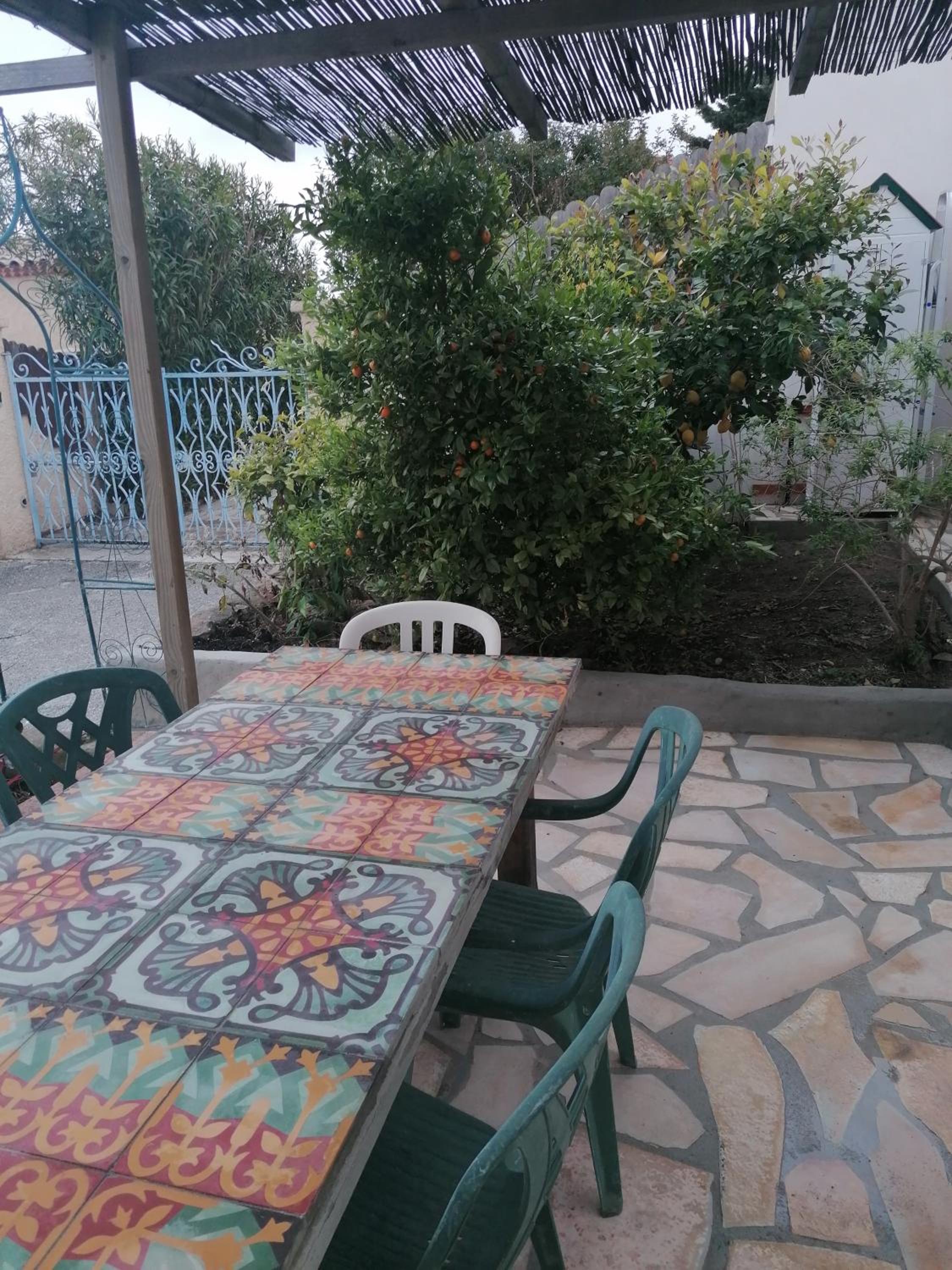 Maison de charme ou chambre paisible proche calanques et centre La Ciotat
