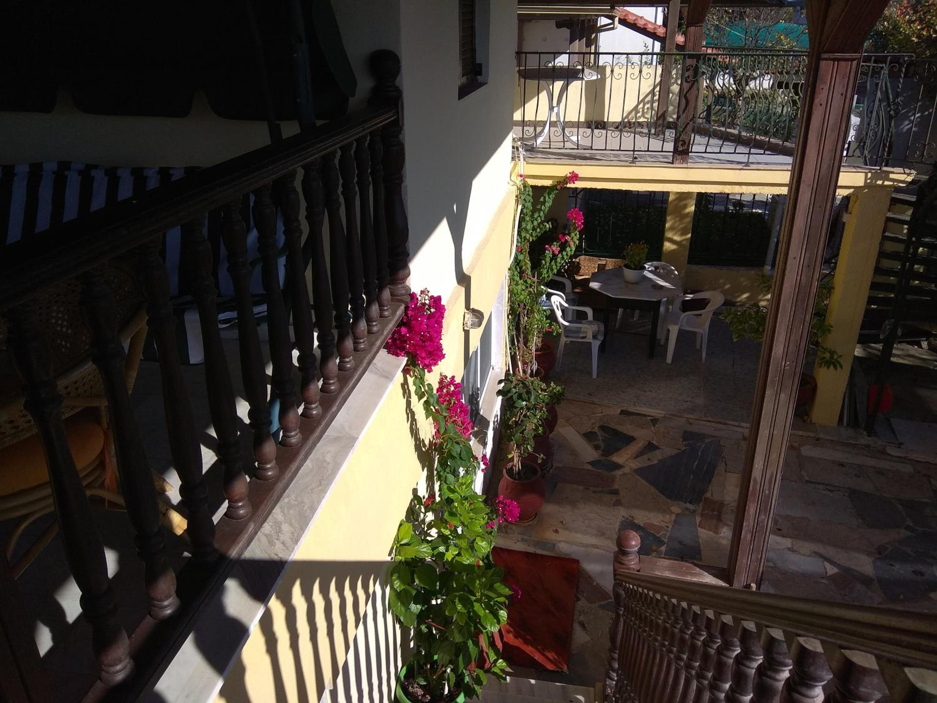 Photo 27