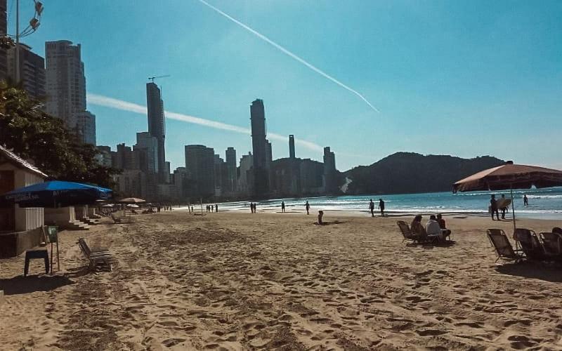 Fantástico apartamento Frente ao mar em Balneário Camboriú