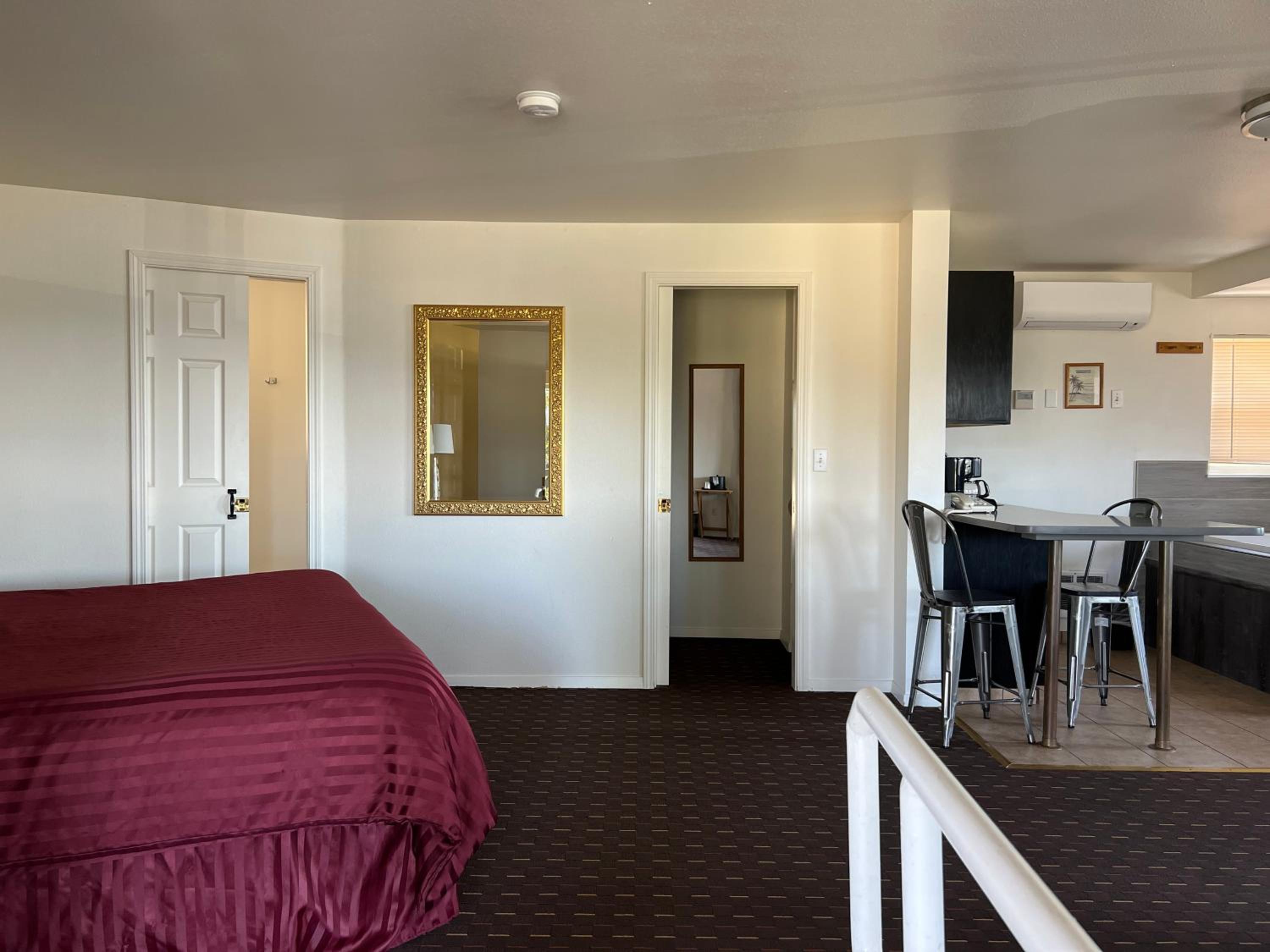 Port Townsend Inn