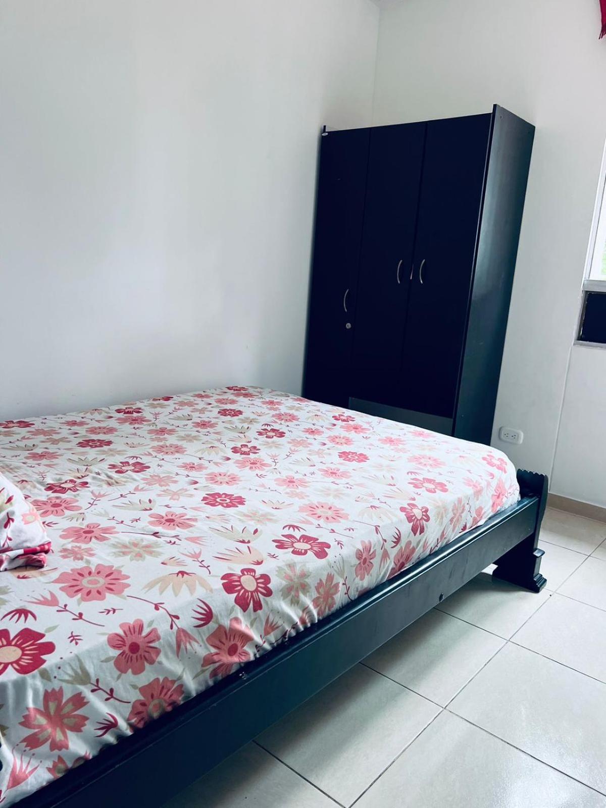 ESTANCIA MINIMA 3 NOCHES APARTAMENTO 3 HABITACIONES - 5 PERSONAS no aire acondicionado