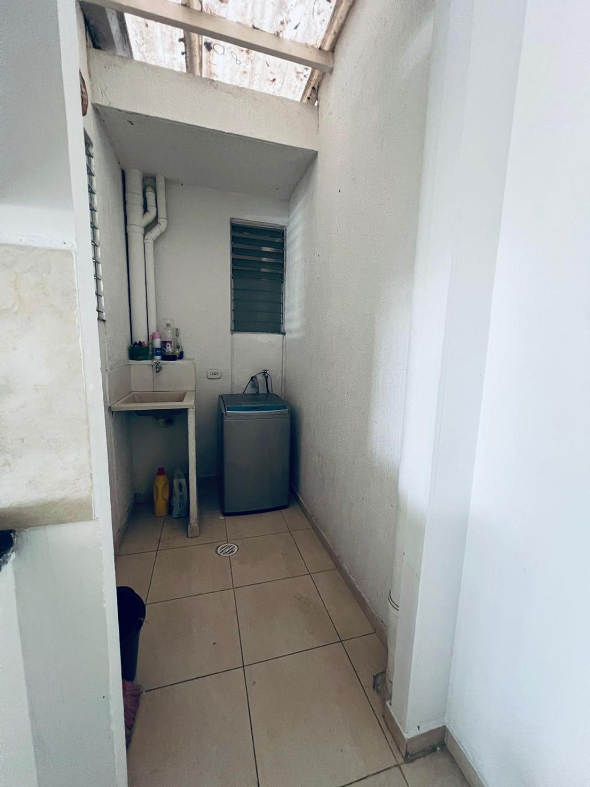ESTANCIA MINIMA 3 NOCHES APARTAMENTO 3 HABITACIONES - 5 PERSONAS no aire acondicionado