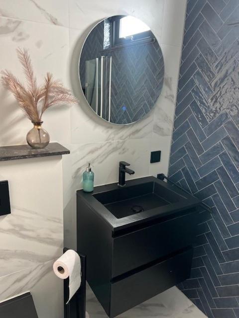 Cozy & Modern Tiny House, photo 9