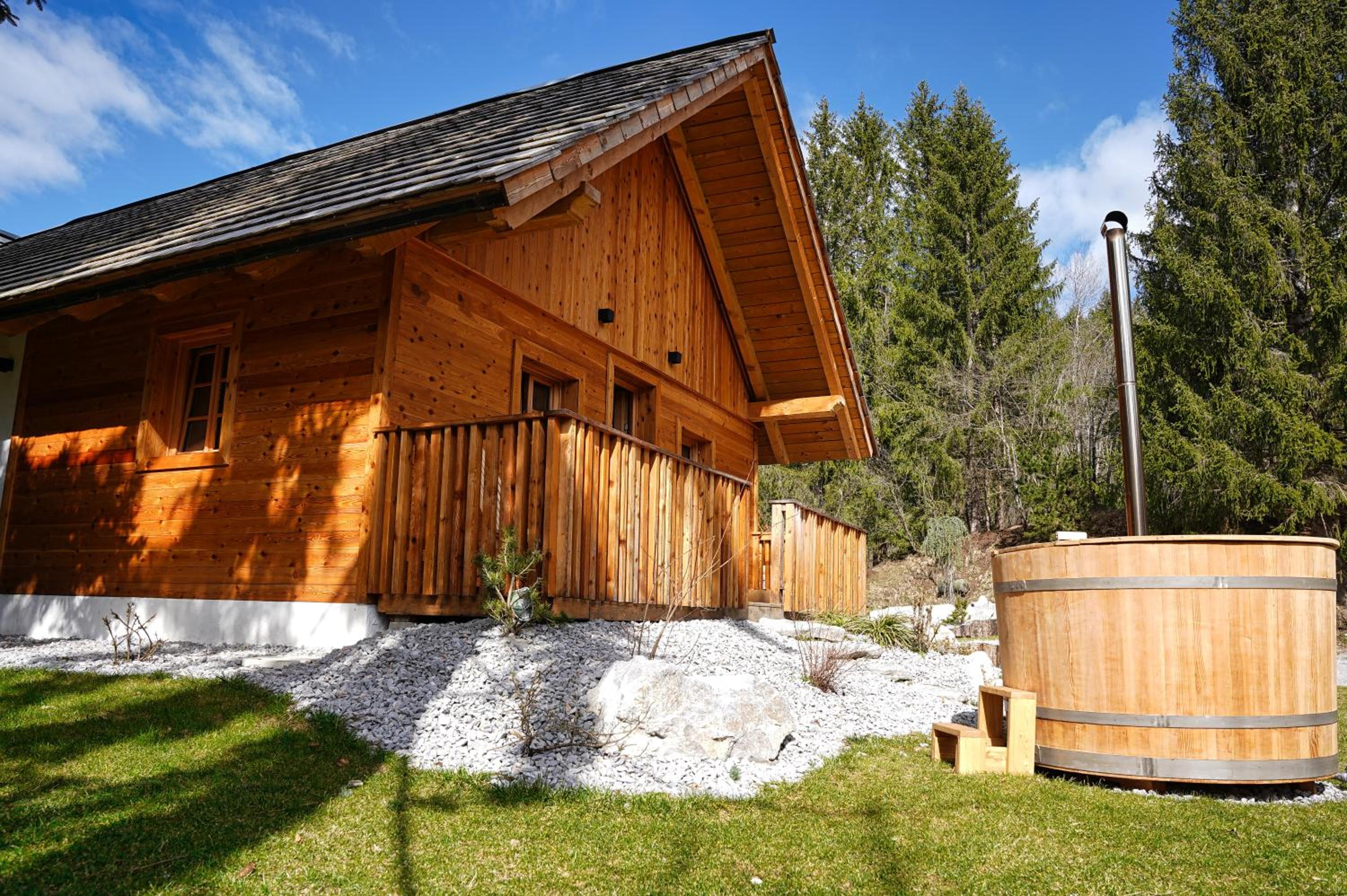 Alpine Retreat Apartments Šurc