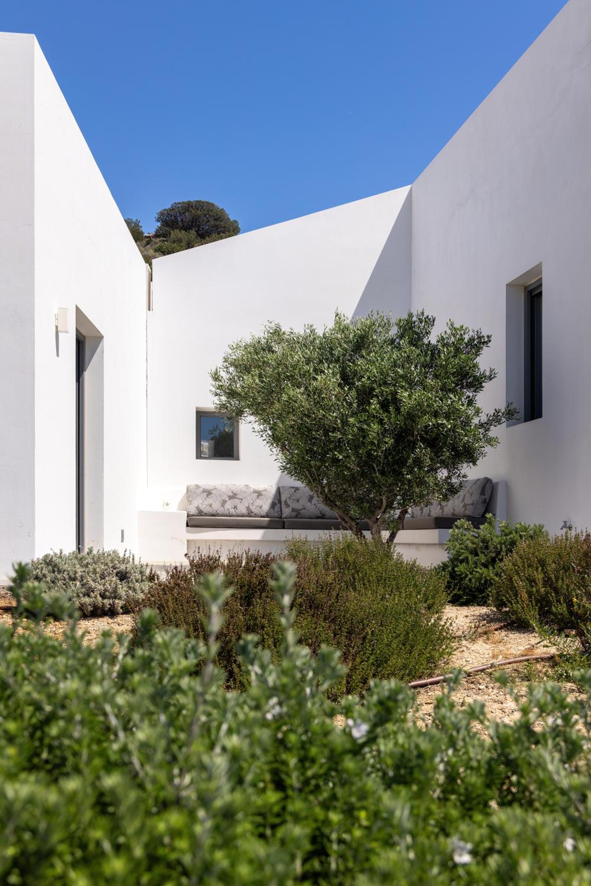 Villa Agkairia