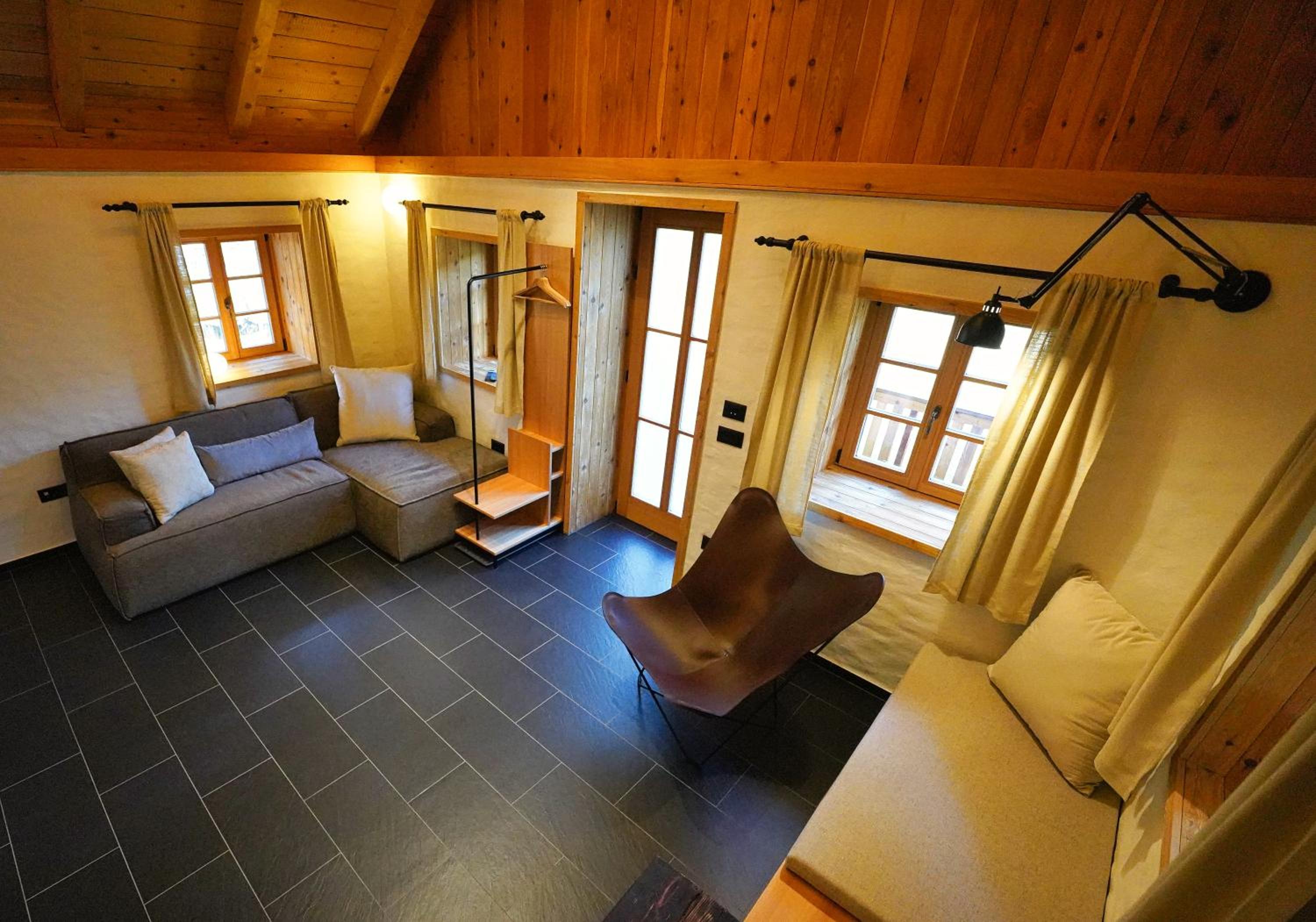 Alpine Retreat Apartments Šurc