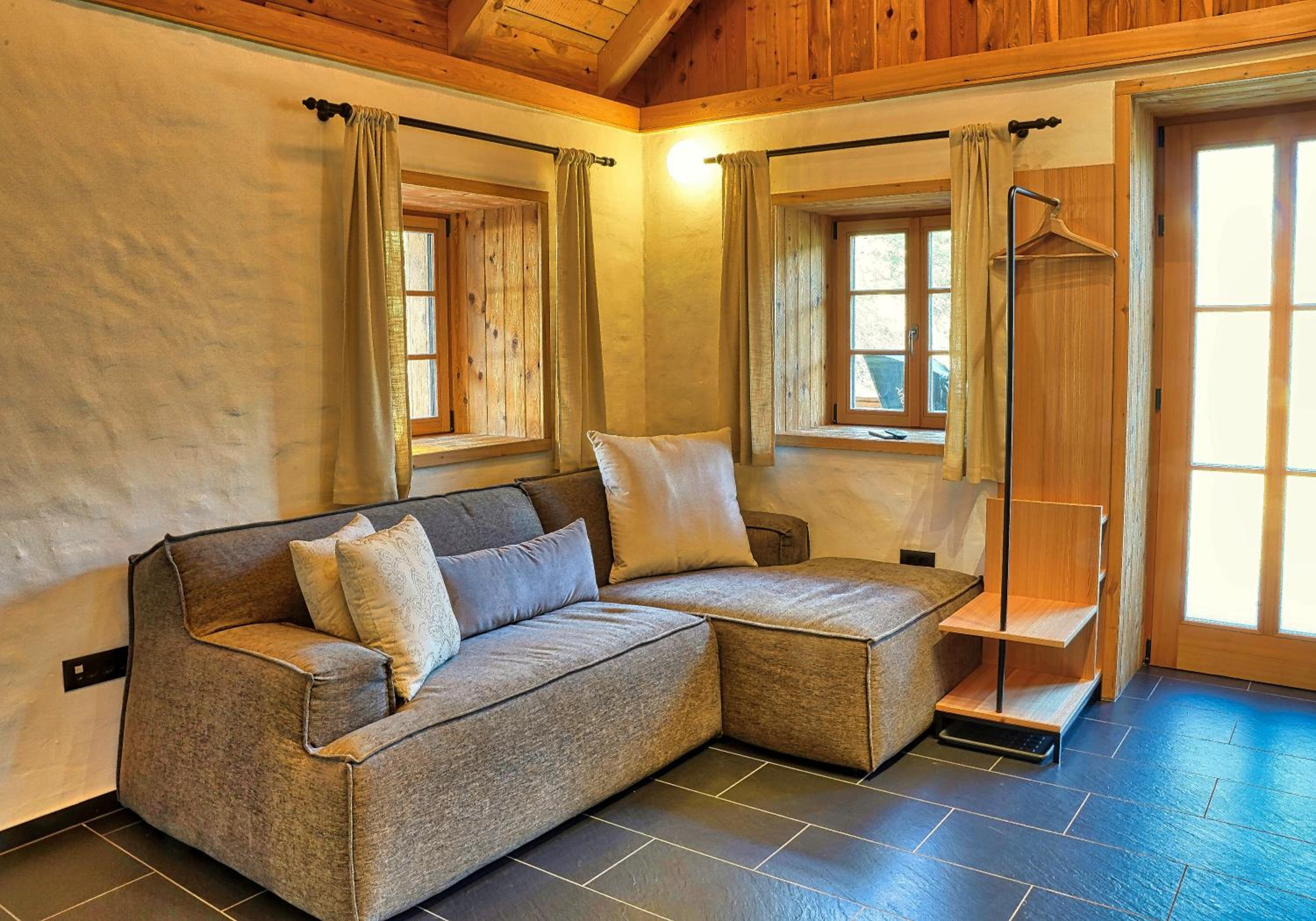 Alpine Retreat Apartments Šurc