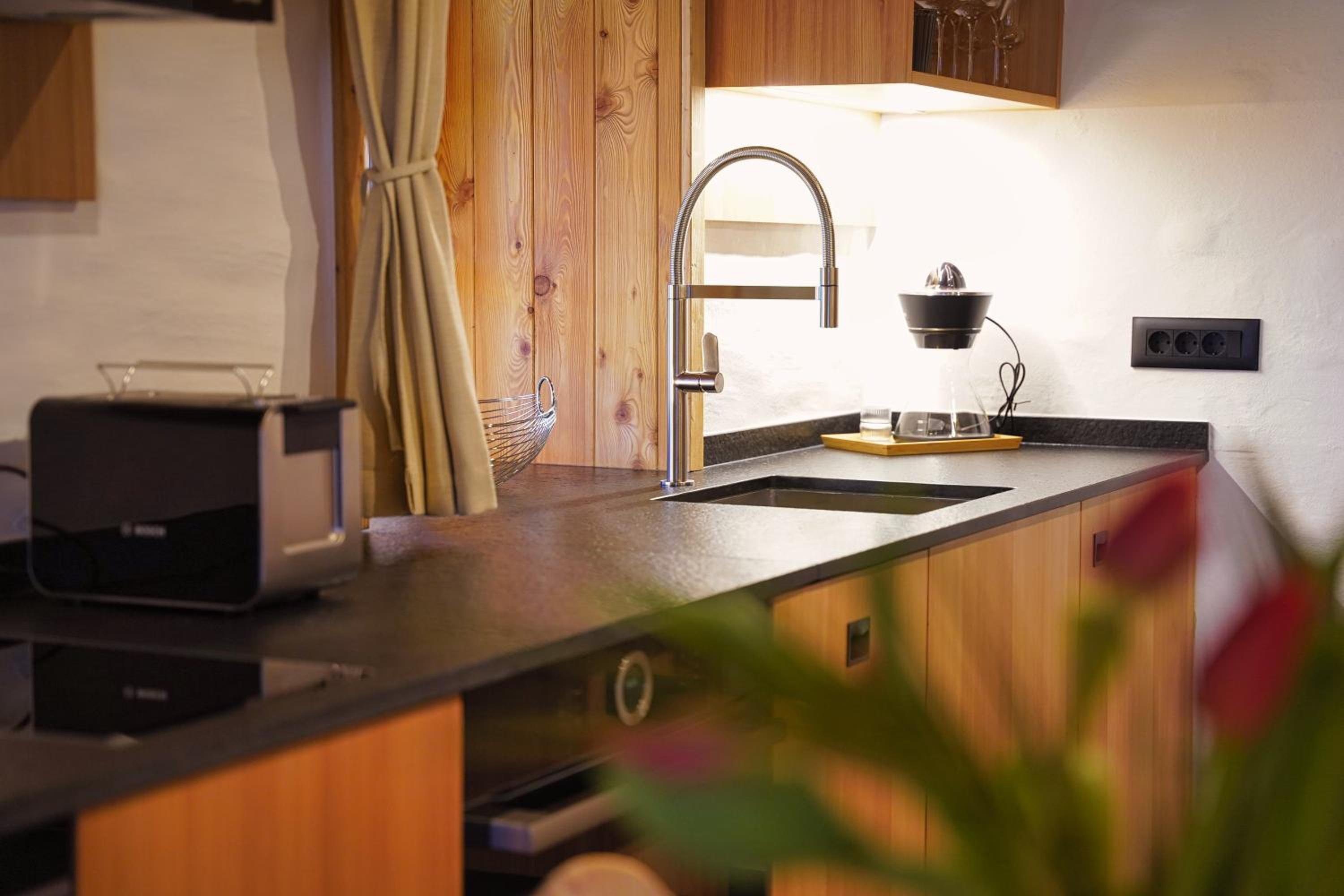 Alpine Retreat Apartments Šurc
