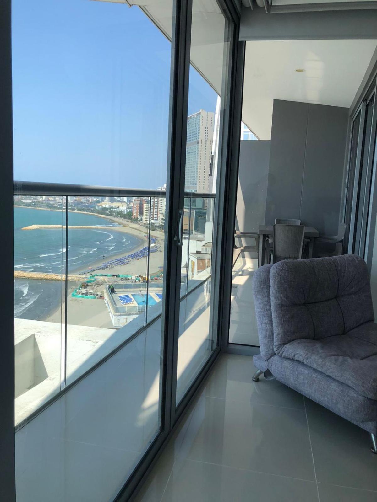 Apartamentos frente al mar en Morros City