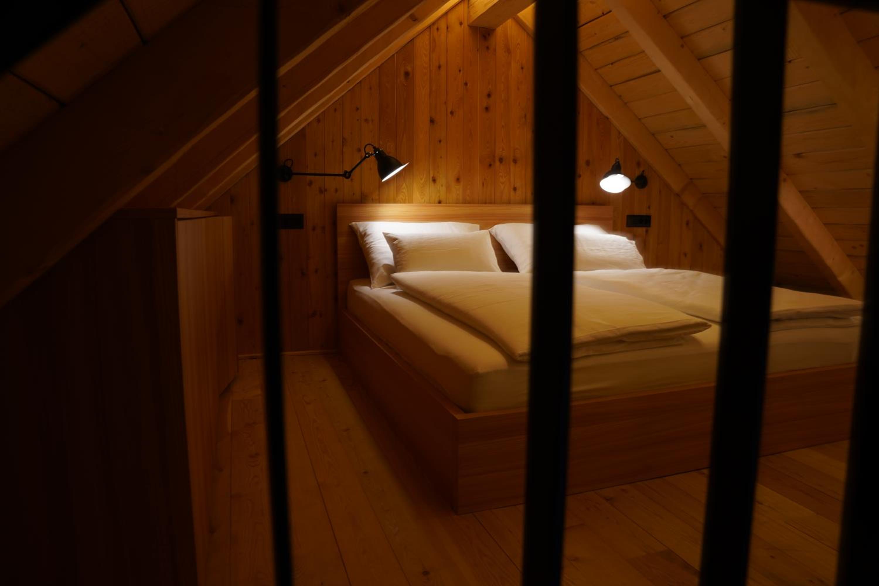 Alpine Retreat Apartments Šurc