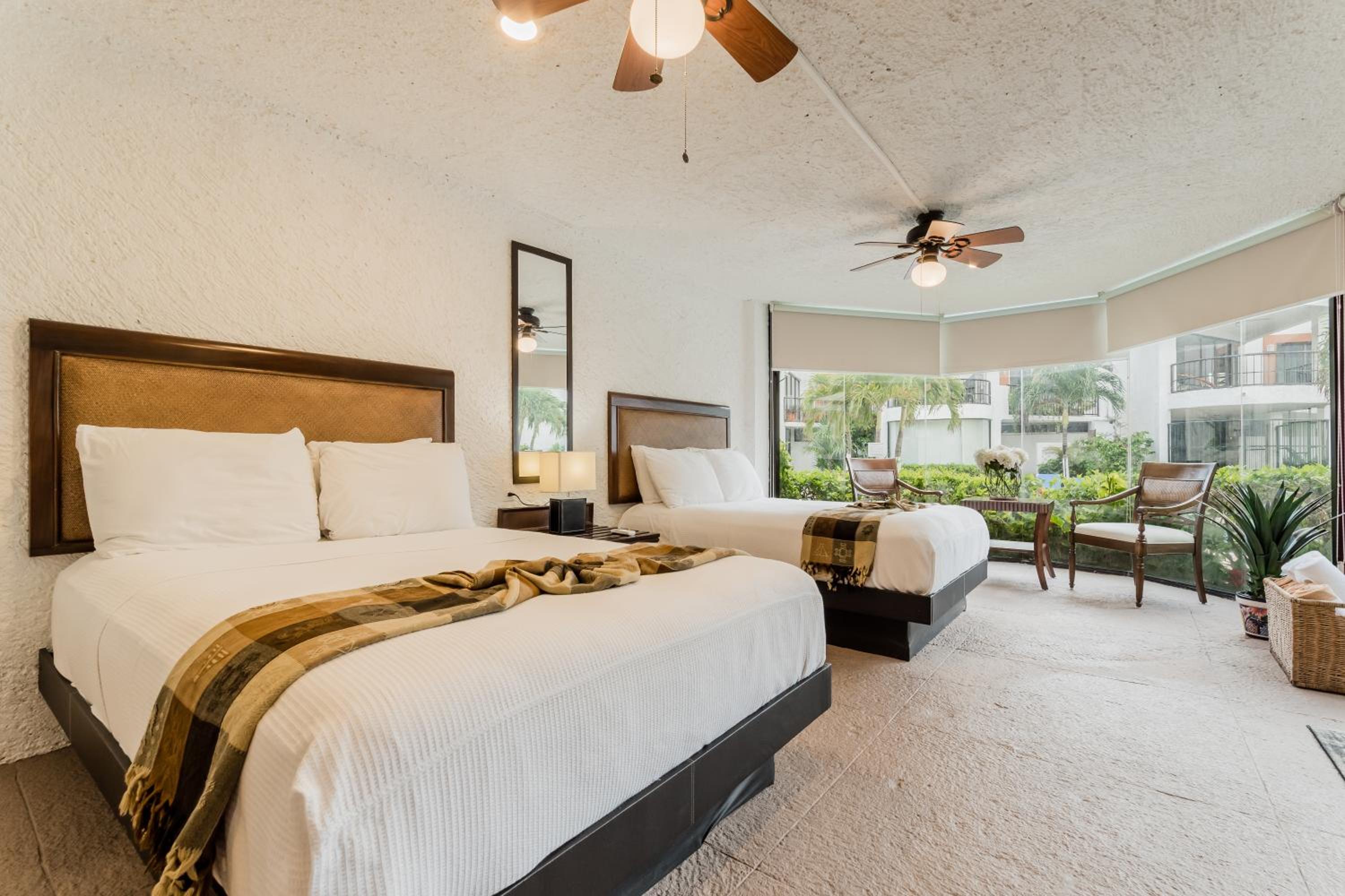 Amazing Villas at Las Cupulas