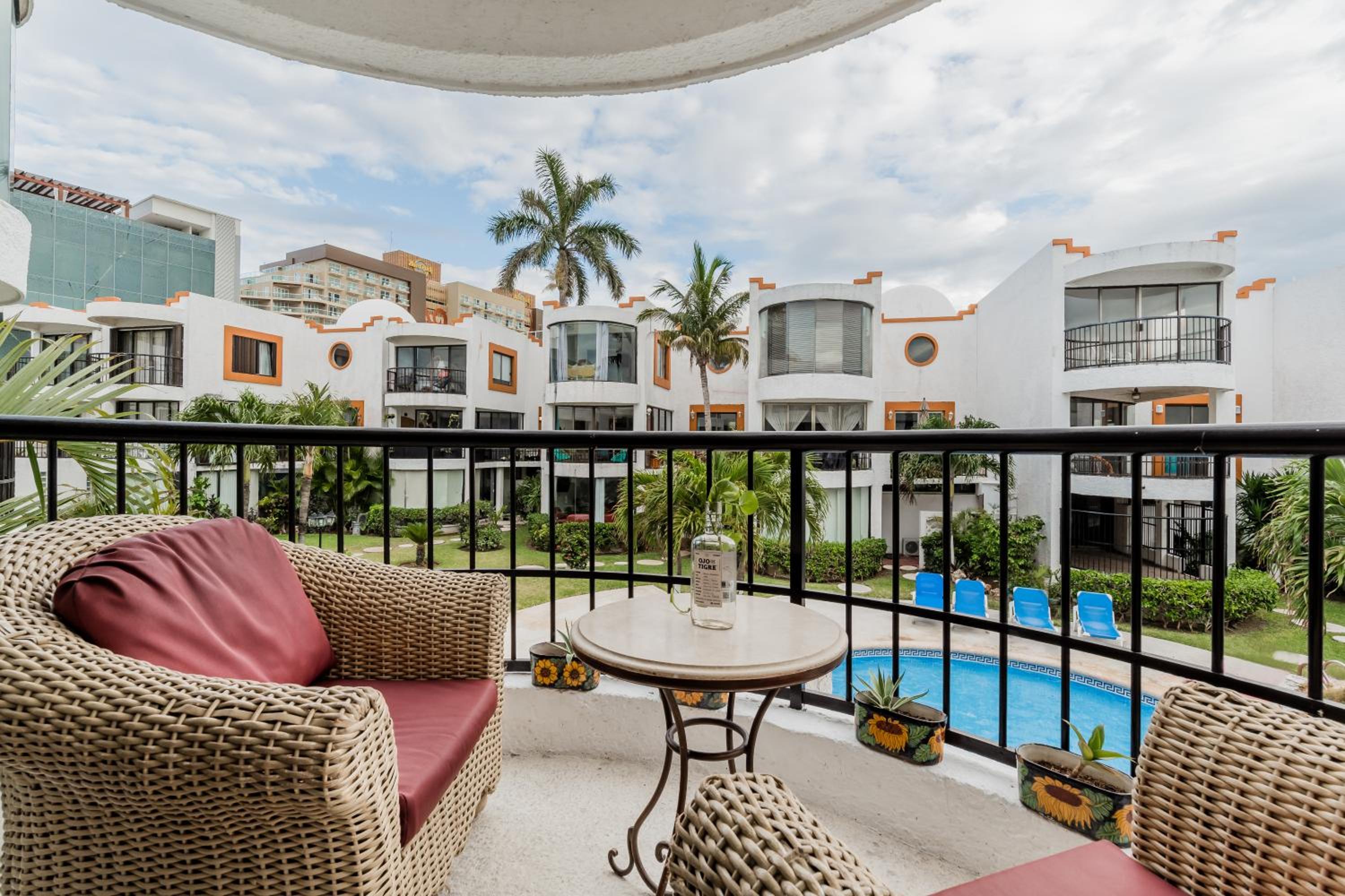 Amazing Villas at Las Cupulas
