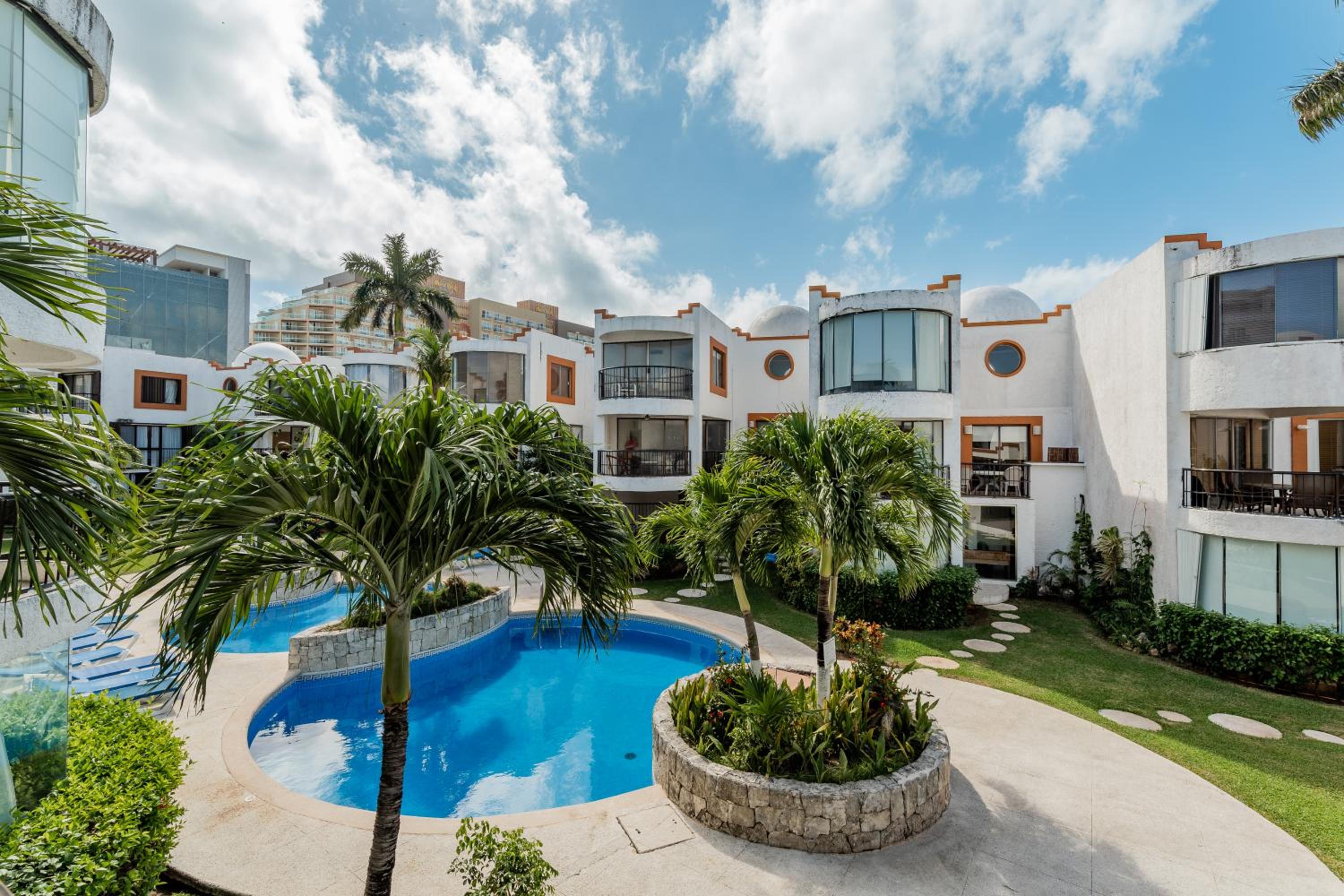 Amazing Villas at Las Cupulas