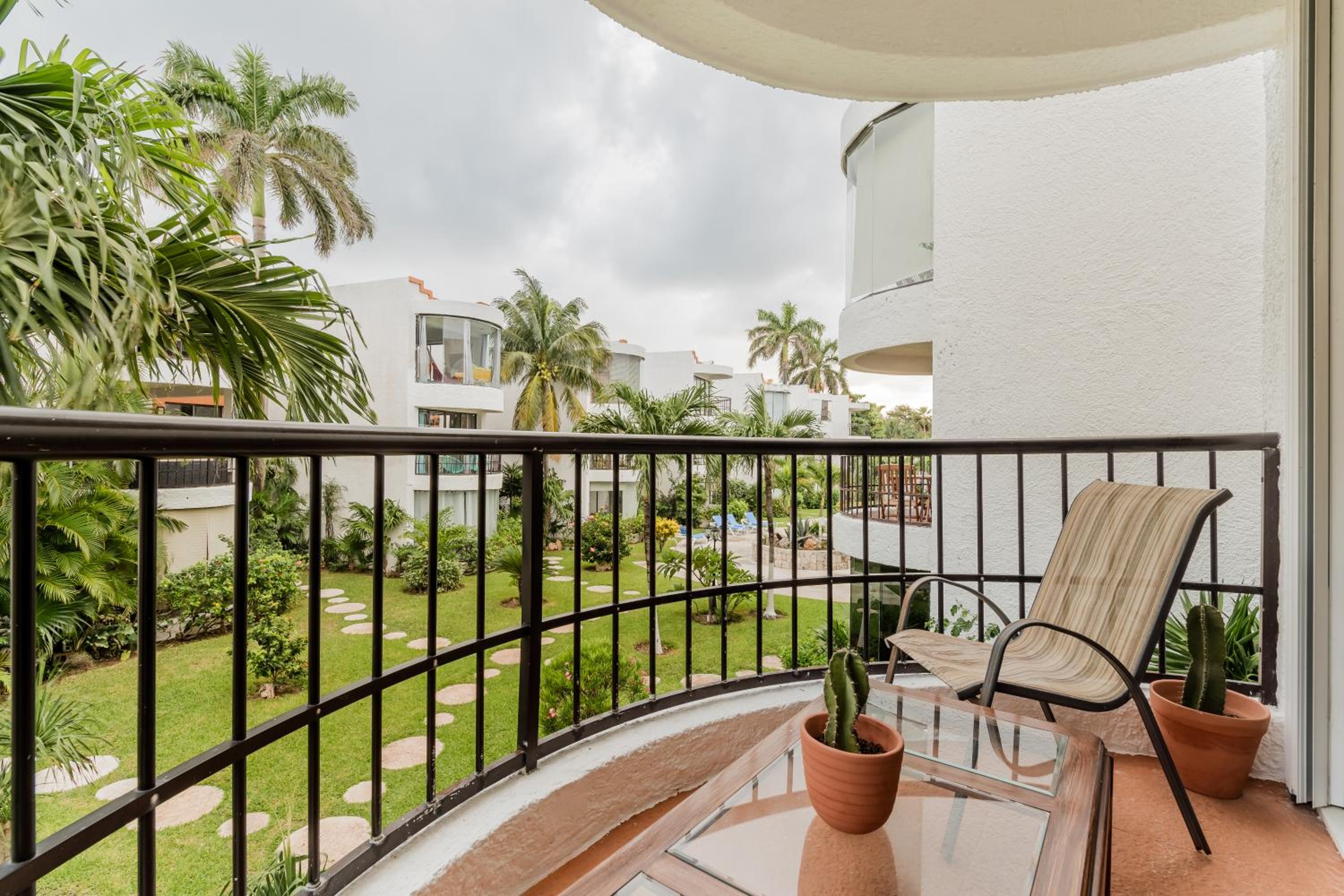 Amazing Villas at Las Cupulas