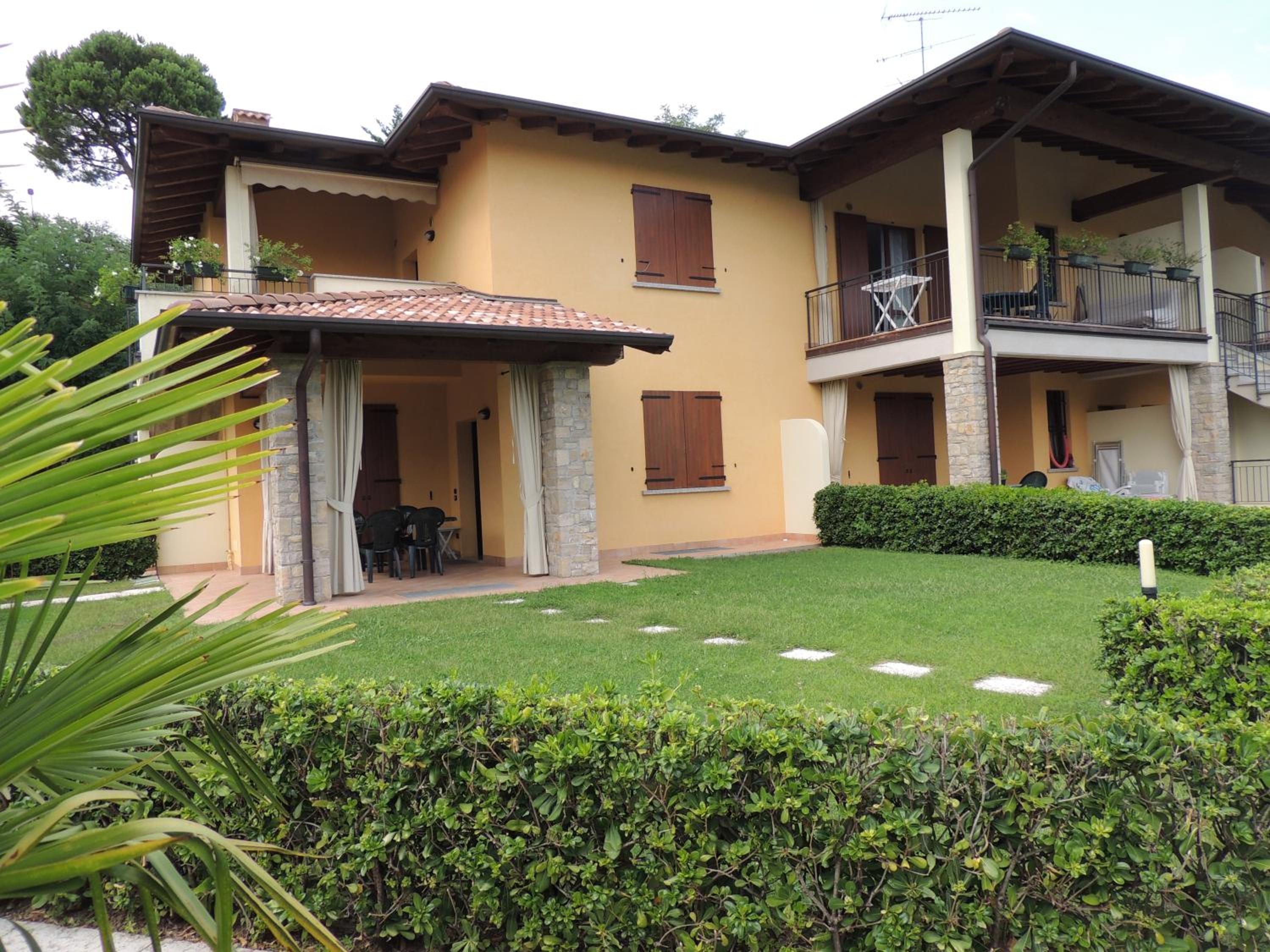 Apartments I Ciclamini view 3