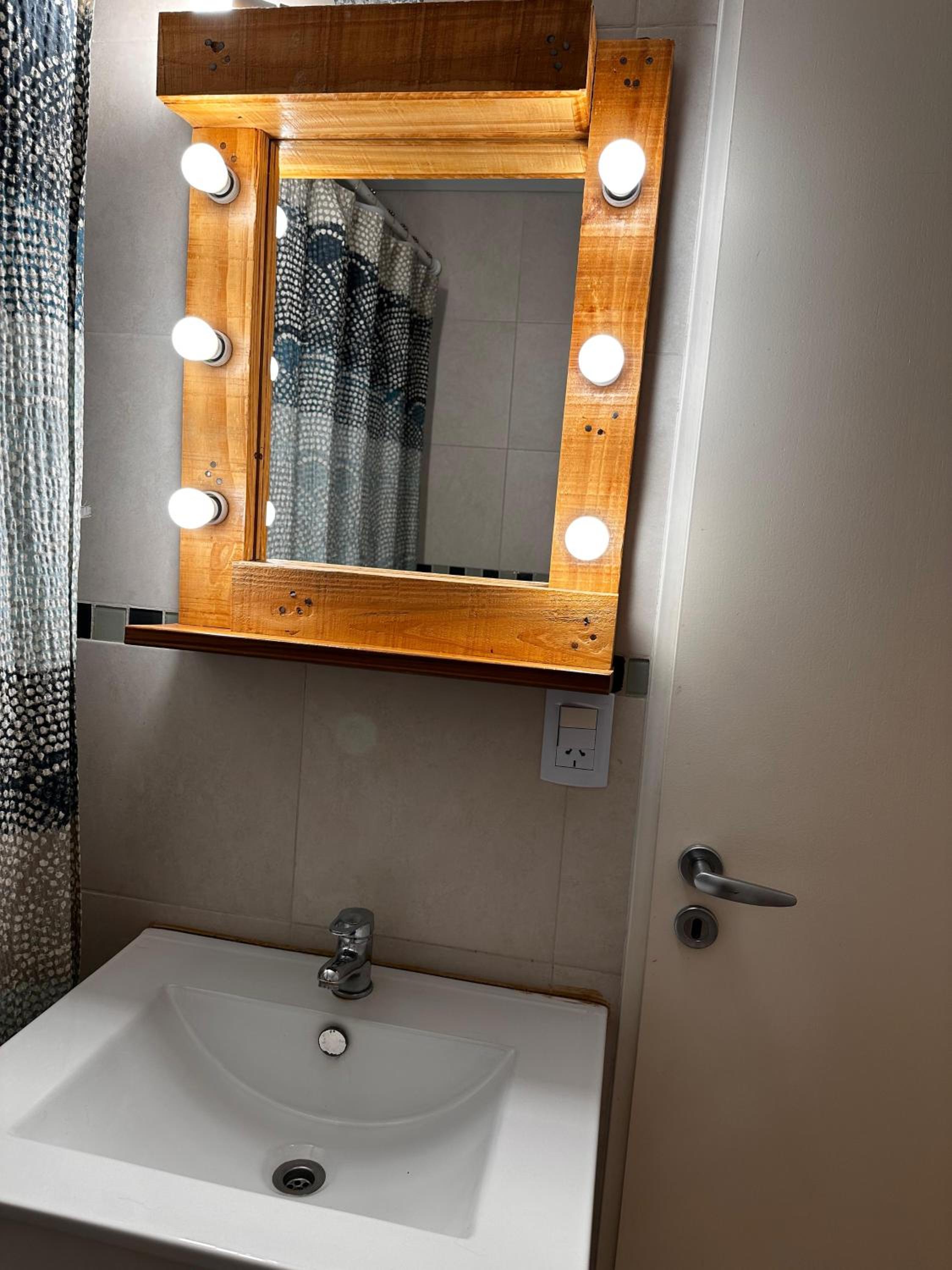 Hermoso departamento cercano al Movistar Arena