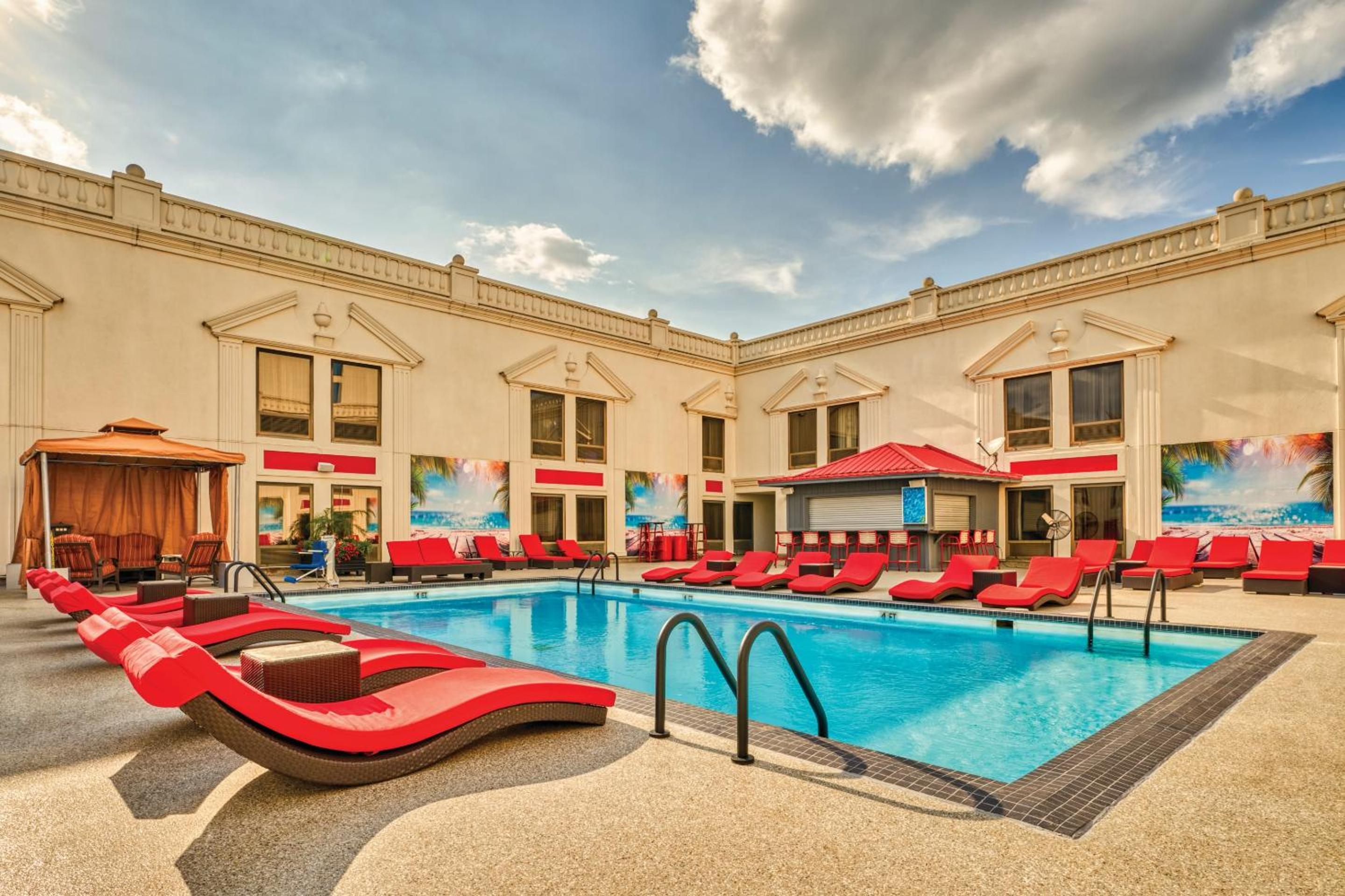 Horseshoe Tunica Casino  Hotel - Property Image 3