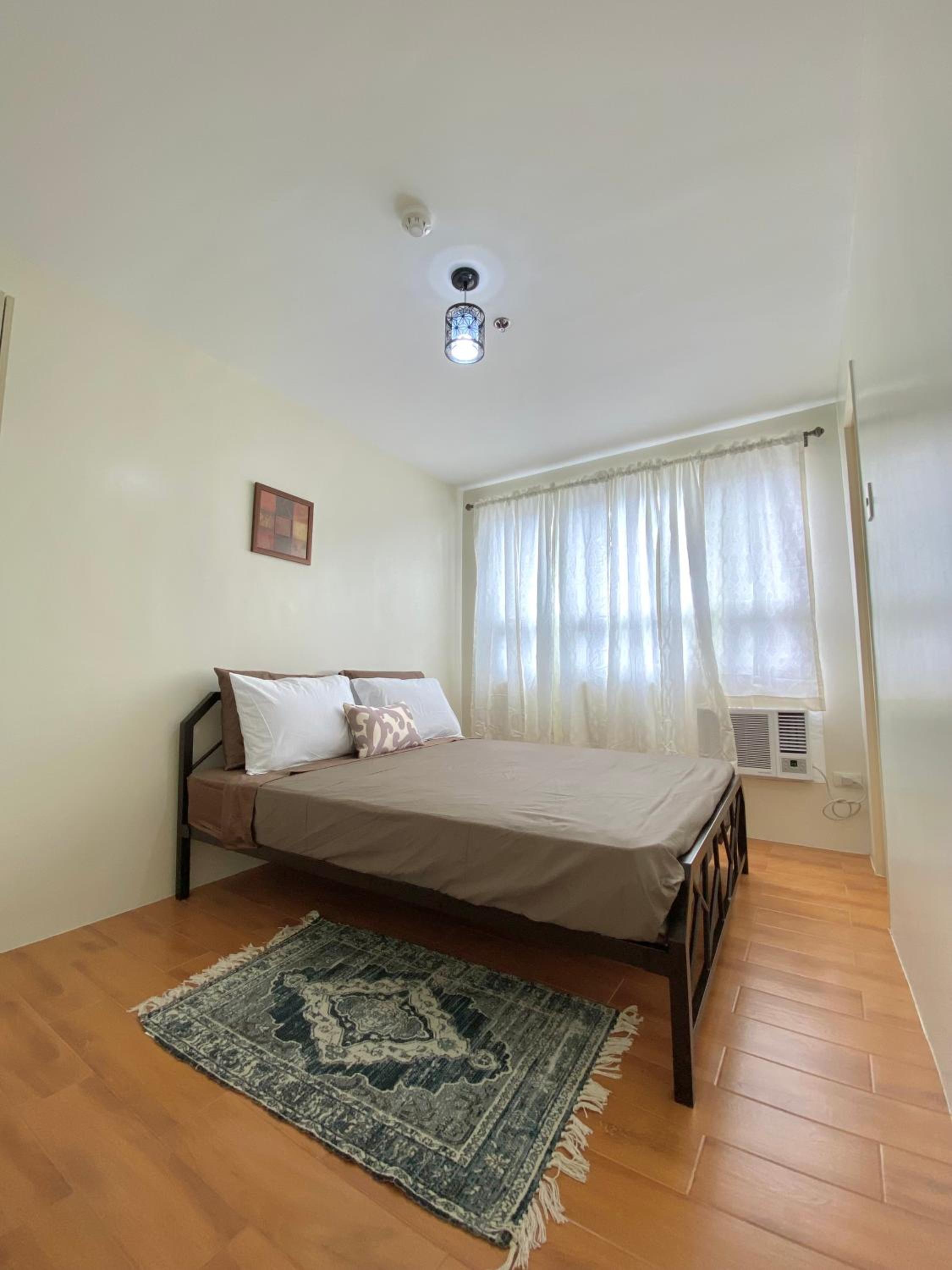 Seawind by the ocean view 4