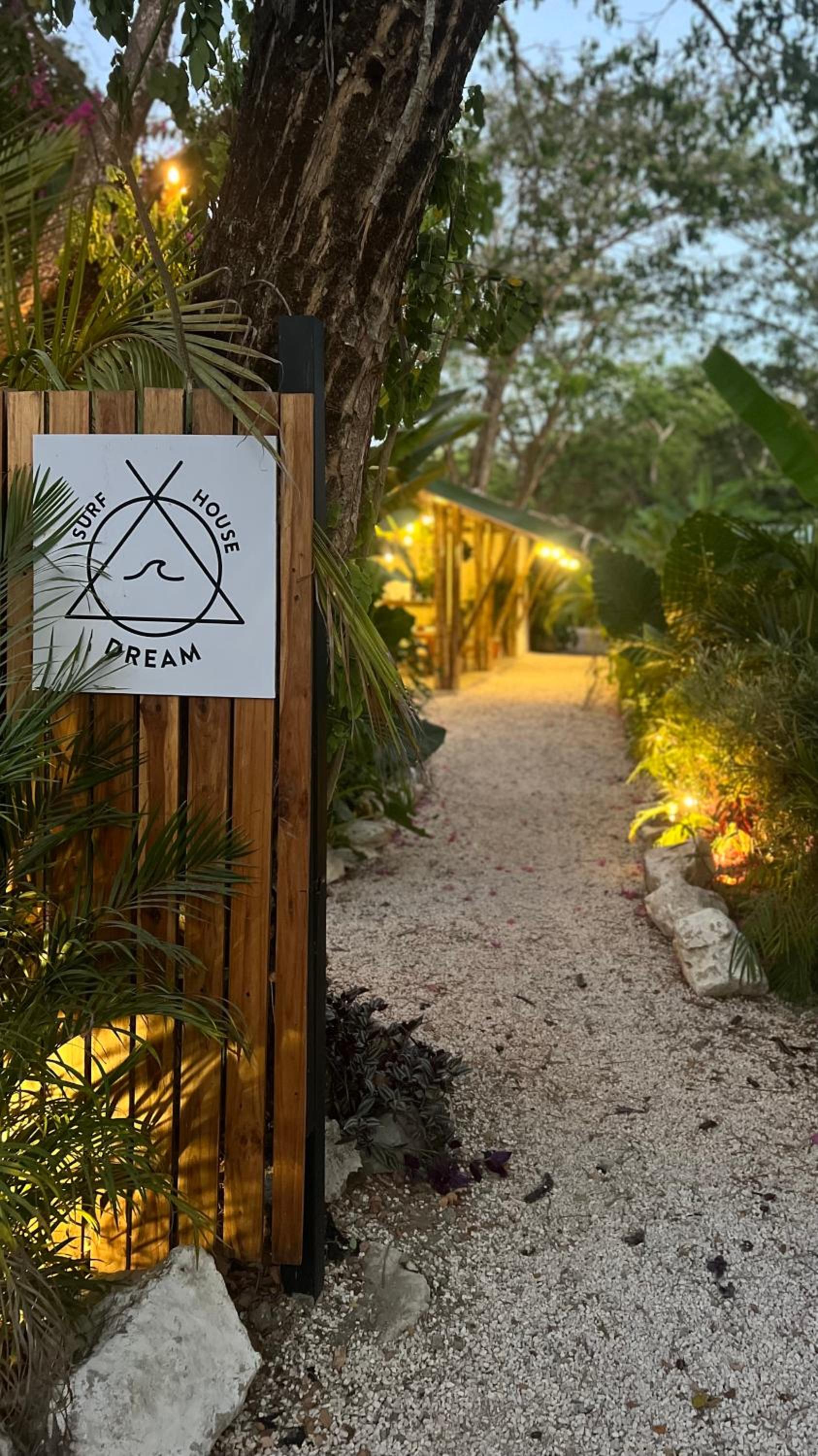 Dream Surf House Santa Teresa (Playa Hermosa)