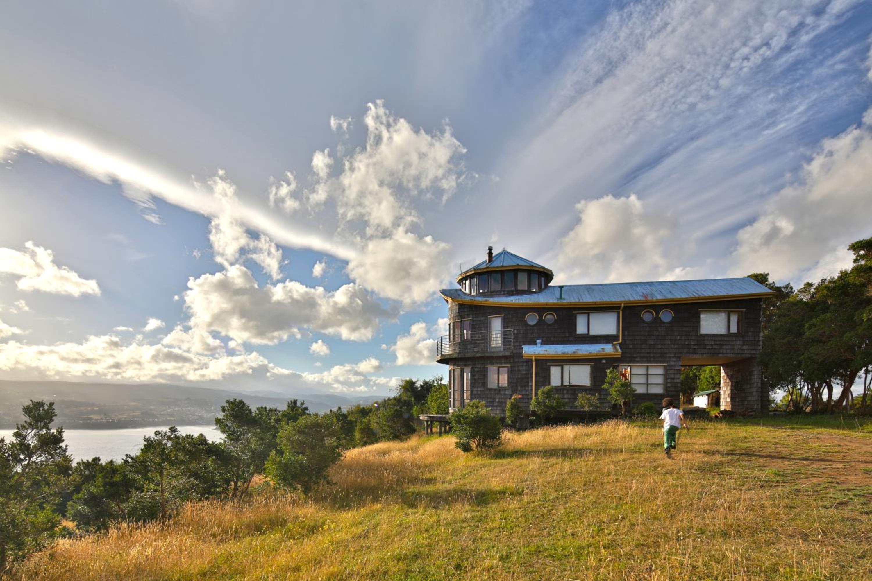 Hotel Casa Barco Chiloe - Image 1
