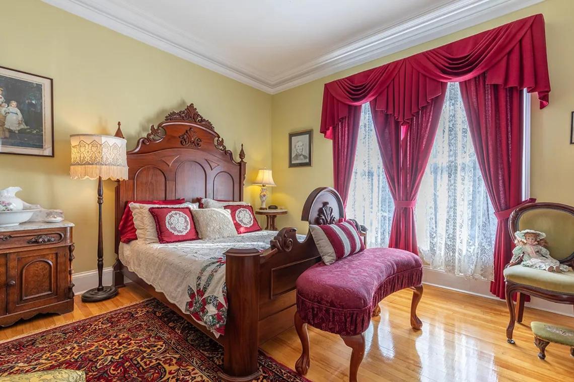 Charlottetown Vacations - Fitzroy Hall - Property Image 5