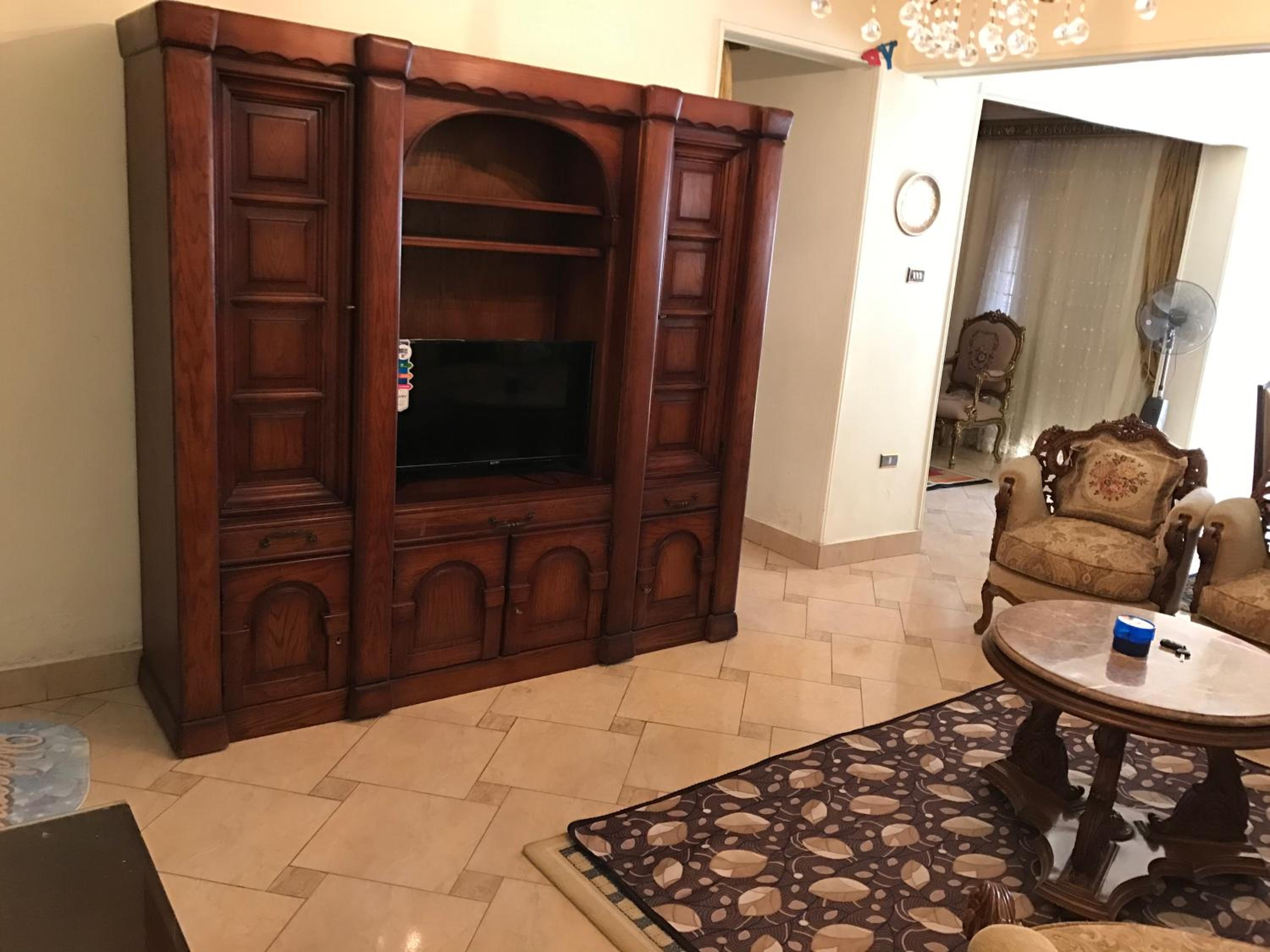 Amazing Maadi Apartment ( Spa & fitness )
