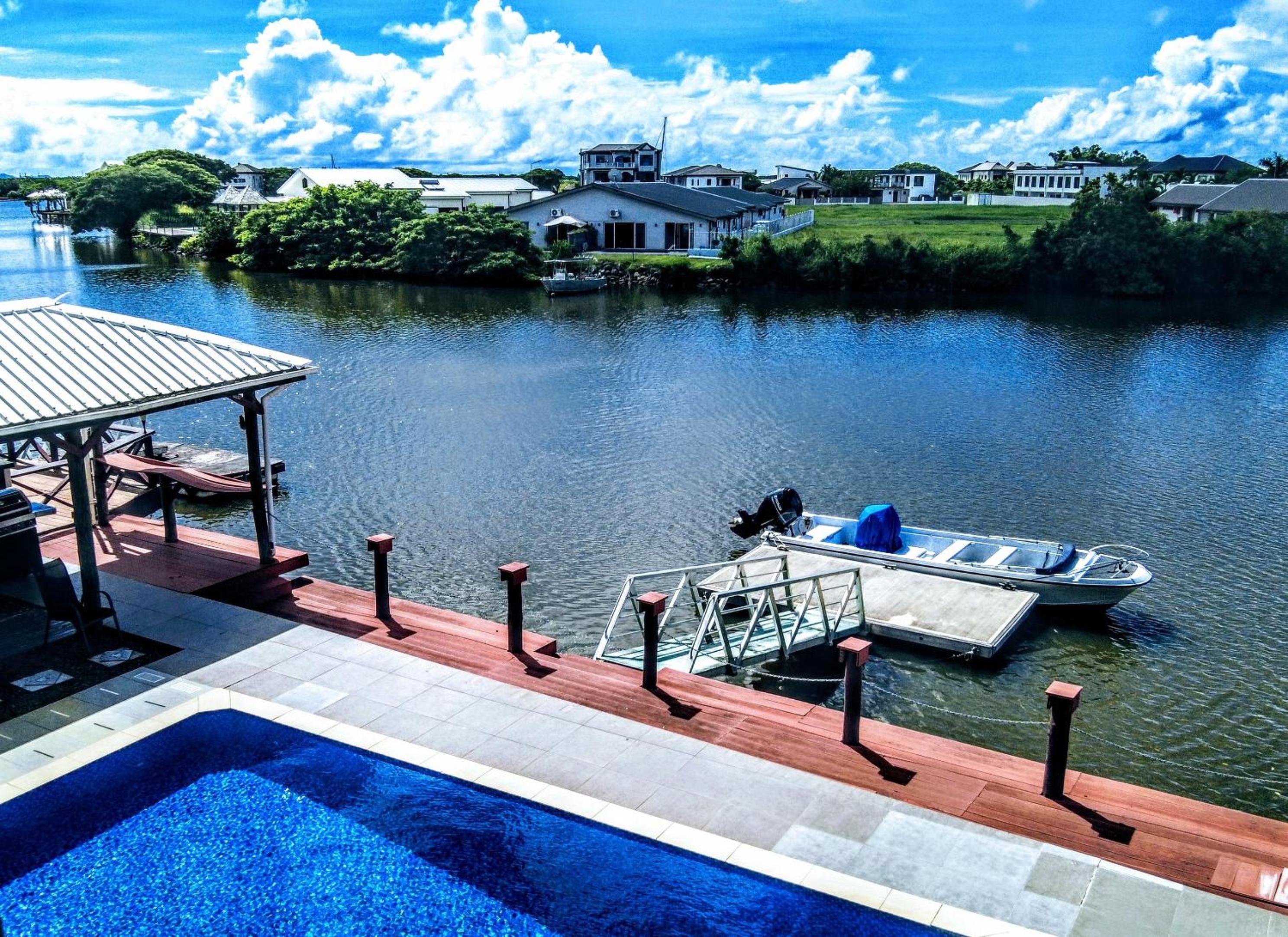 Waterfront Sunset Apartment Nadi