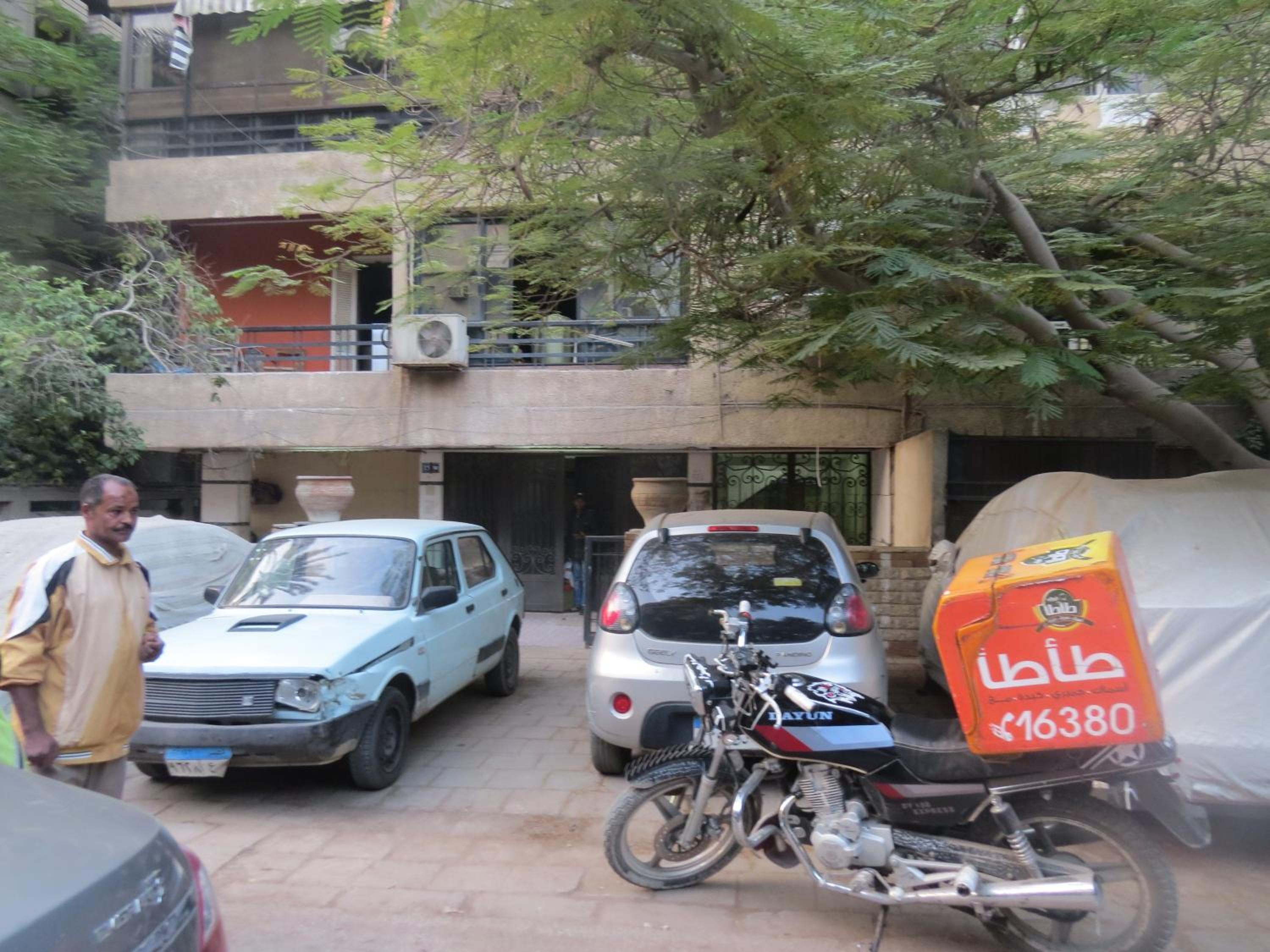 Amazing Maadi Apartment ( Spa & fitness )