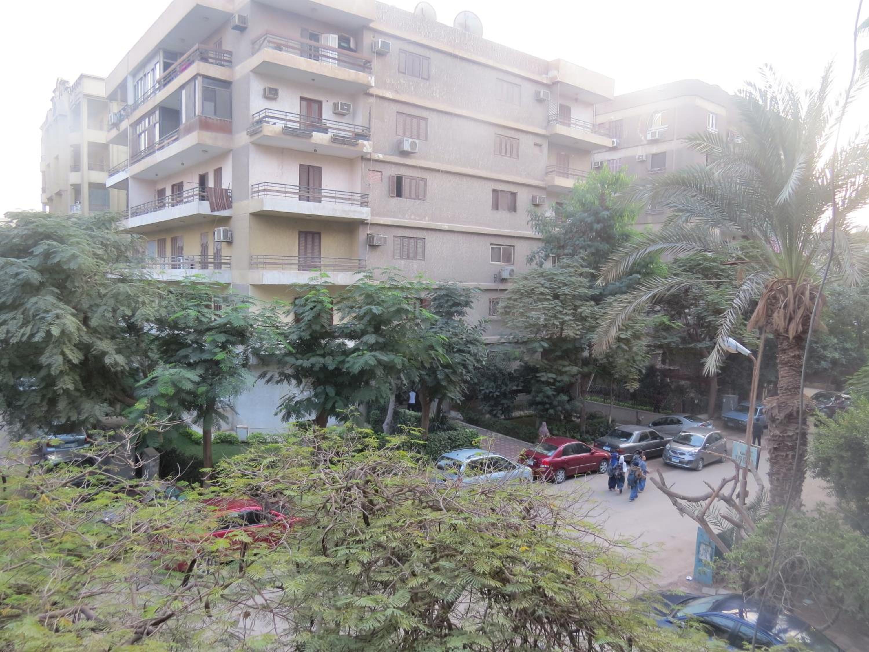 Amazing Maadi Apartment ( Spa & fitness )