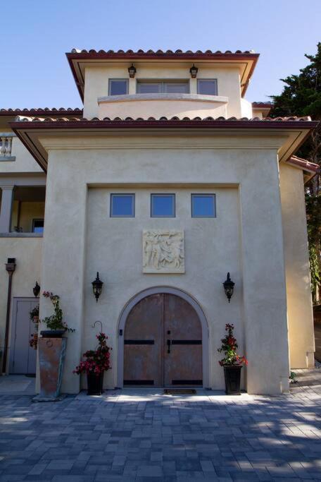 Monterey Vacations - Villa Mare Carmel - Property Image 5